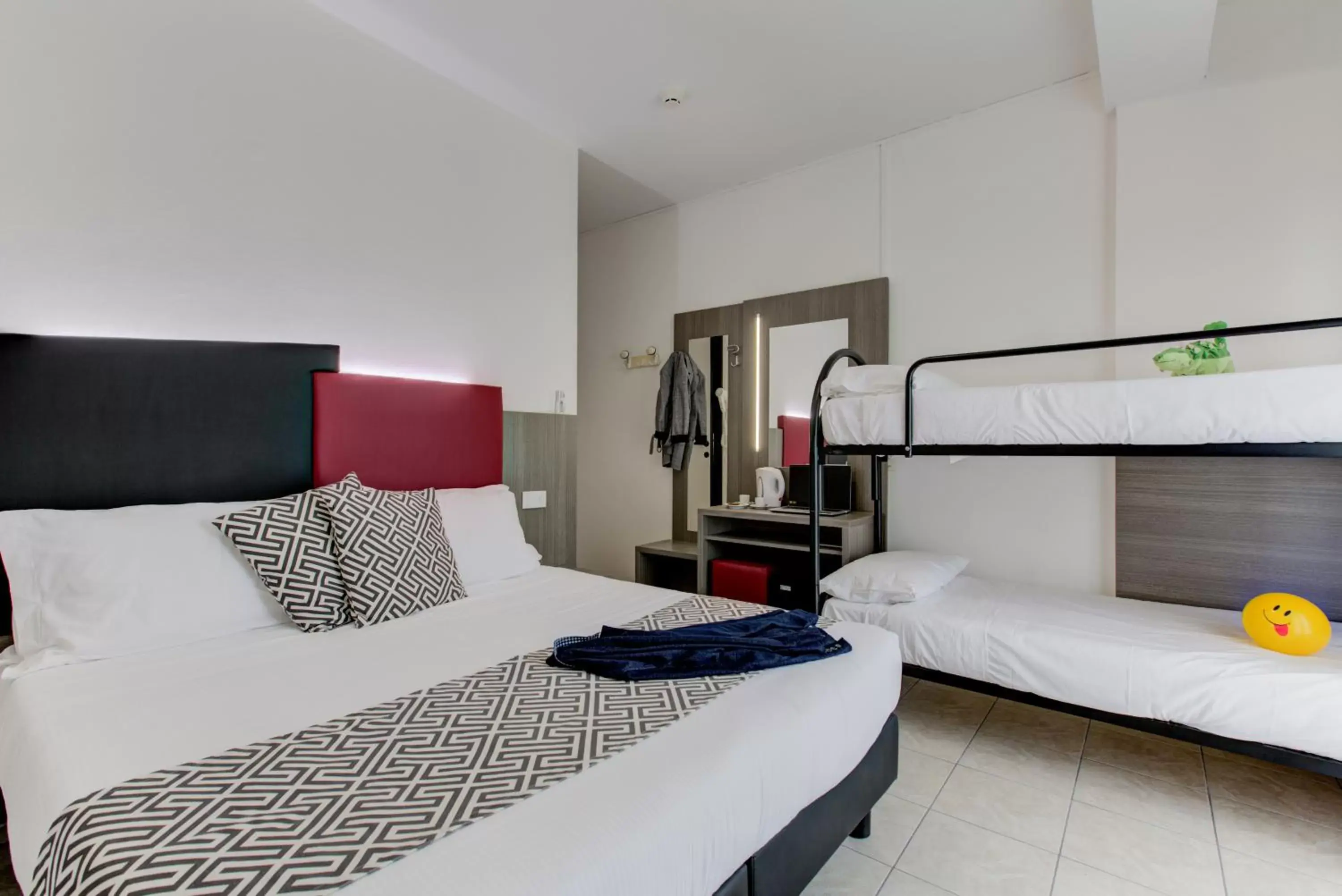 Photo of the whole room, Bunk Bed in Hotel Grazia Riccione