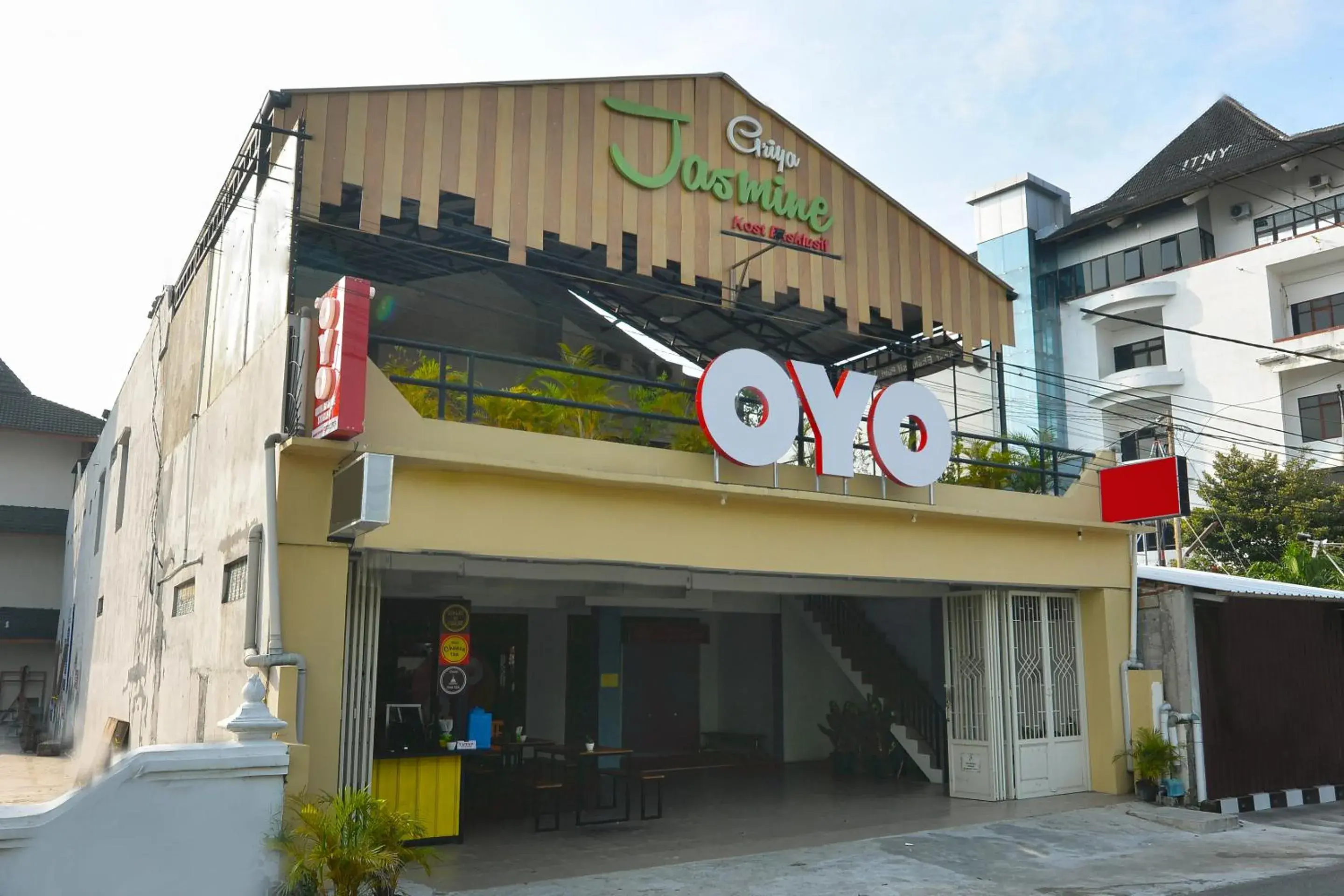 Facade/entrance, Property Building in OYO 745 Griya Jasmine Syariah