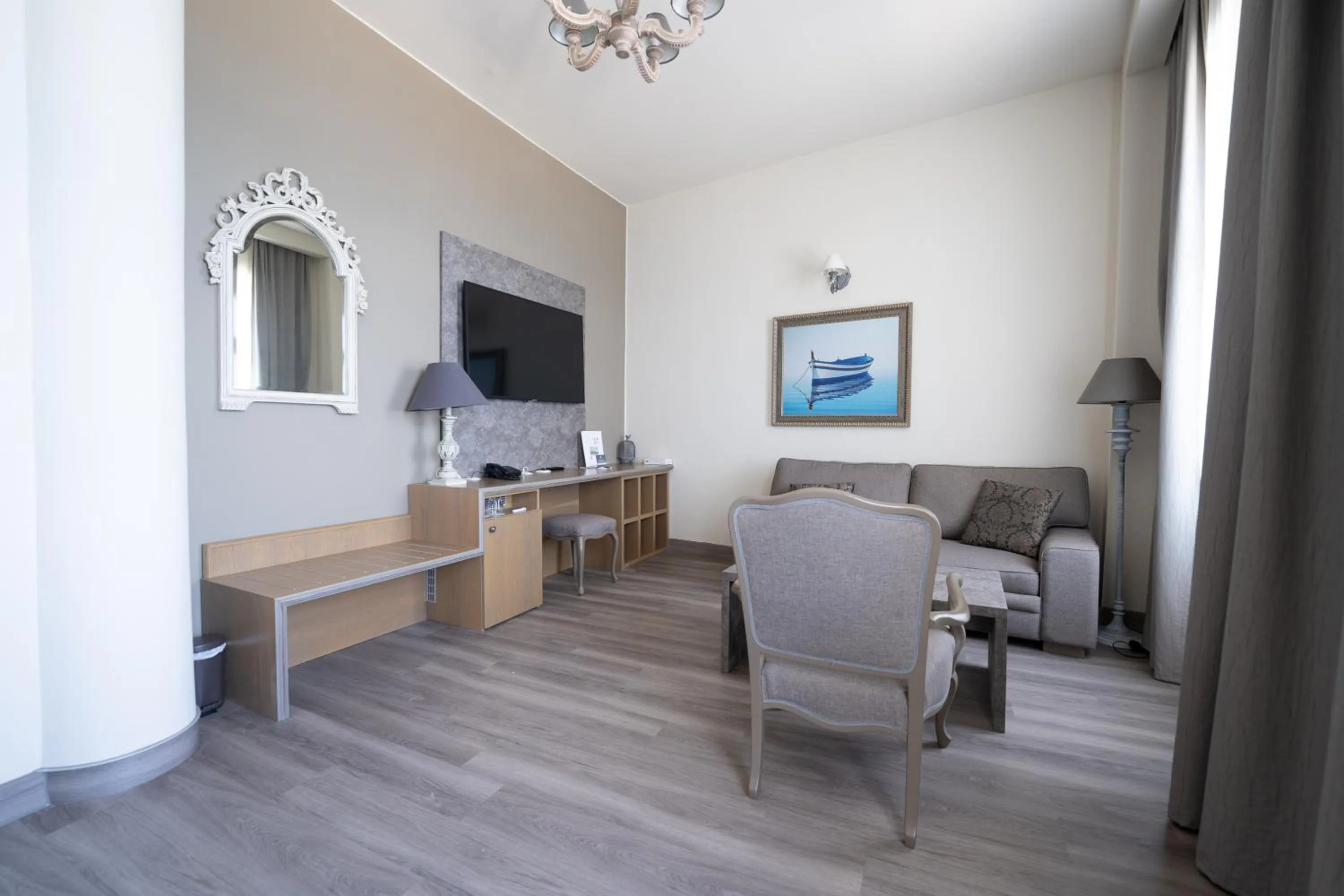 TV and multimedia in Hotel Piran