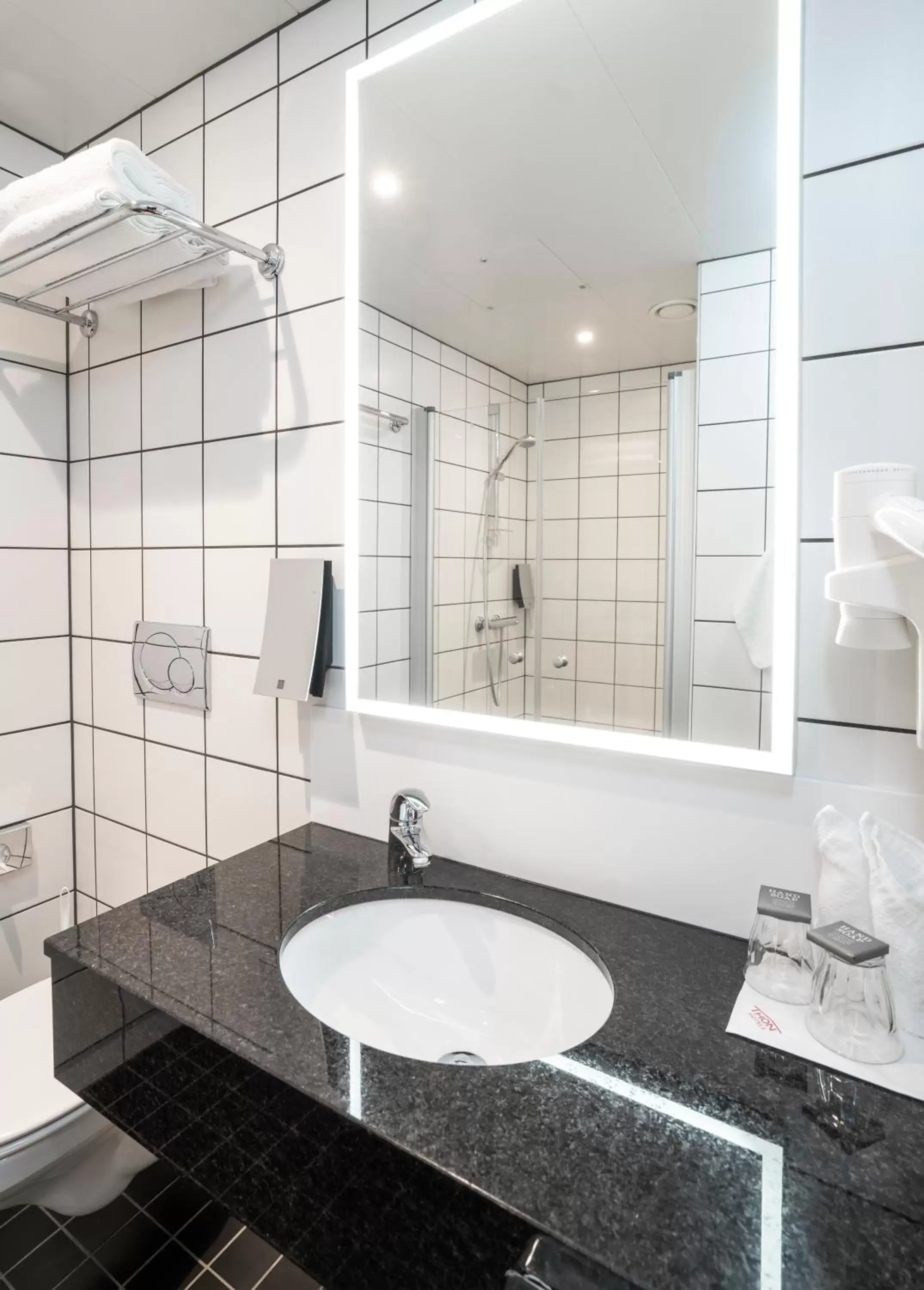 Shower, Bathroom in Thon Hotel Kirkenes