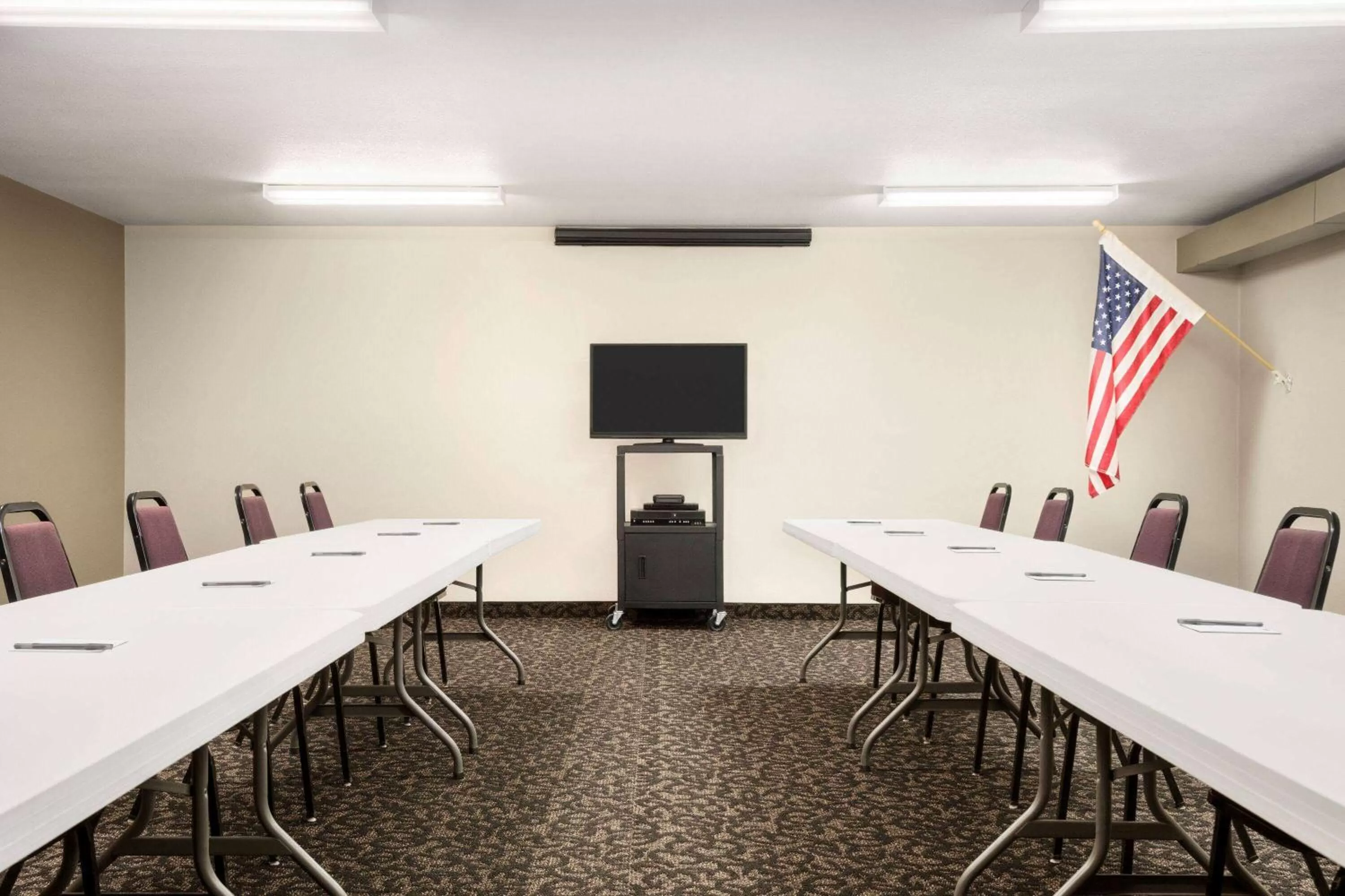Meeting/conference room in Travelodge by Wyndham Yuma