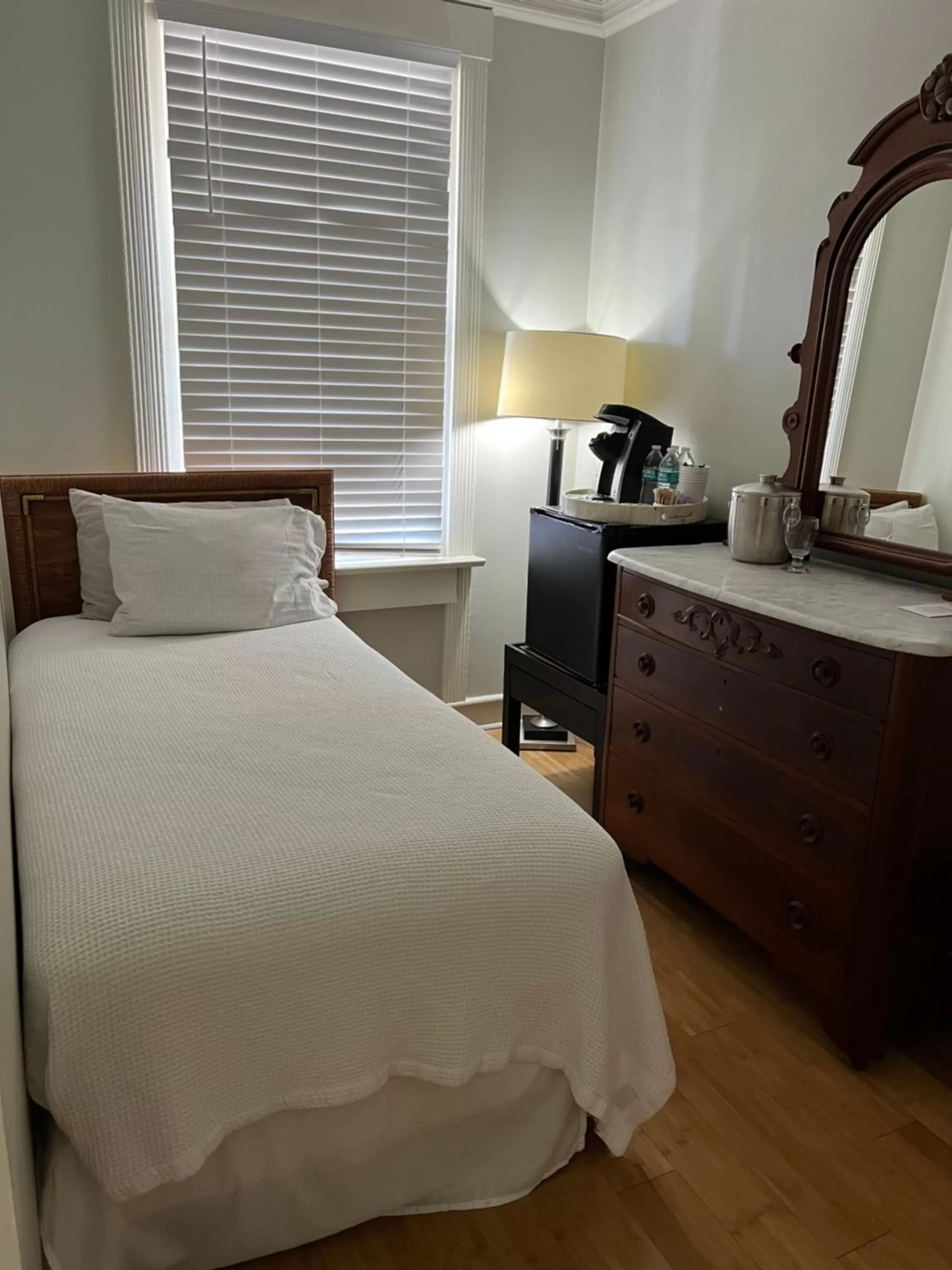 Bedroom, Bed in Elaine's Cape May Boutique Hotel