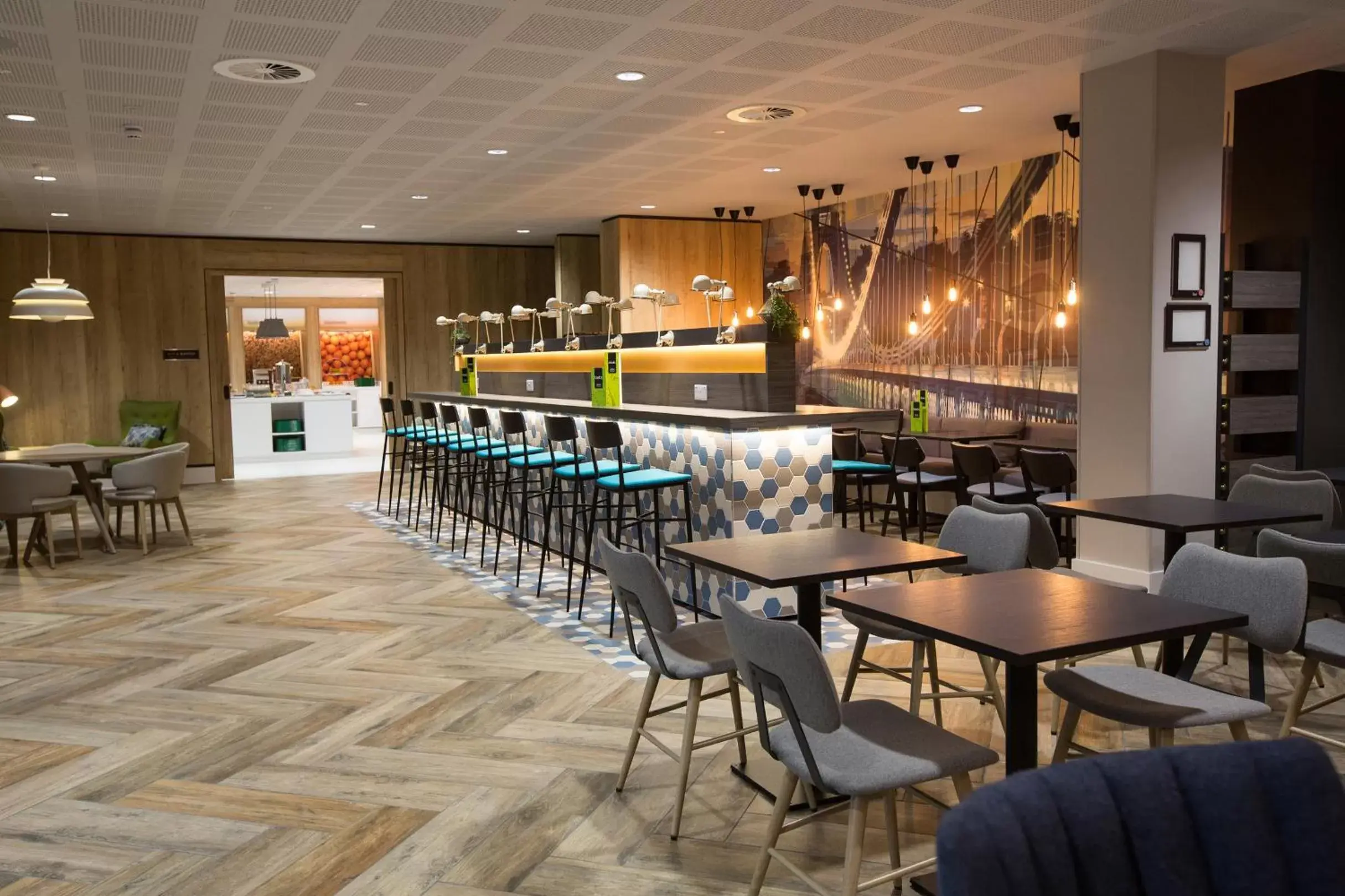 Lounge or bar, Lounge/Bar in Hampton By Hilton Bristol Airport