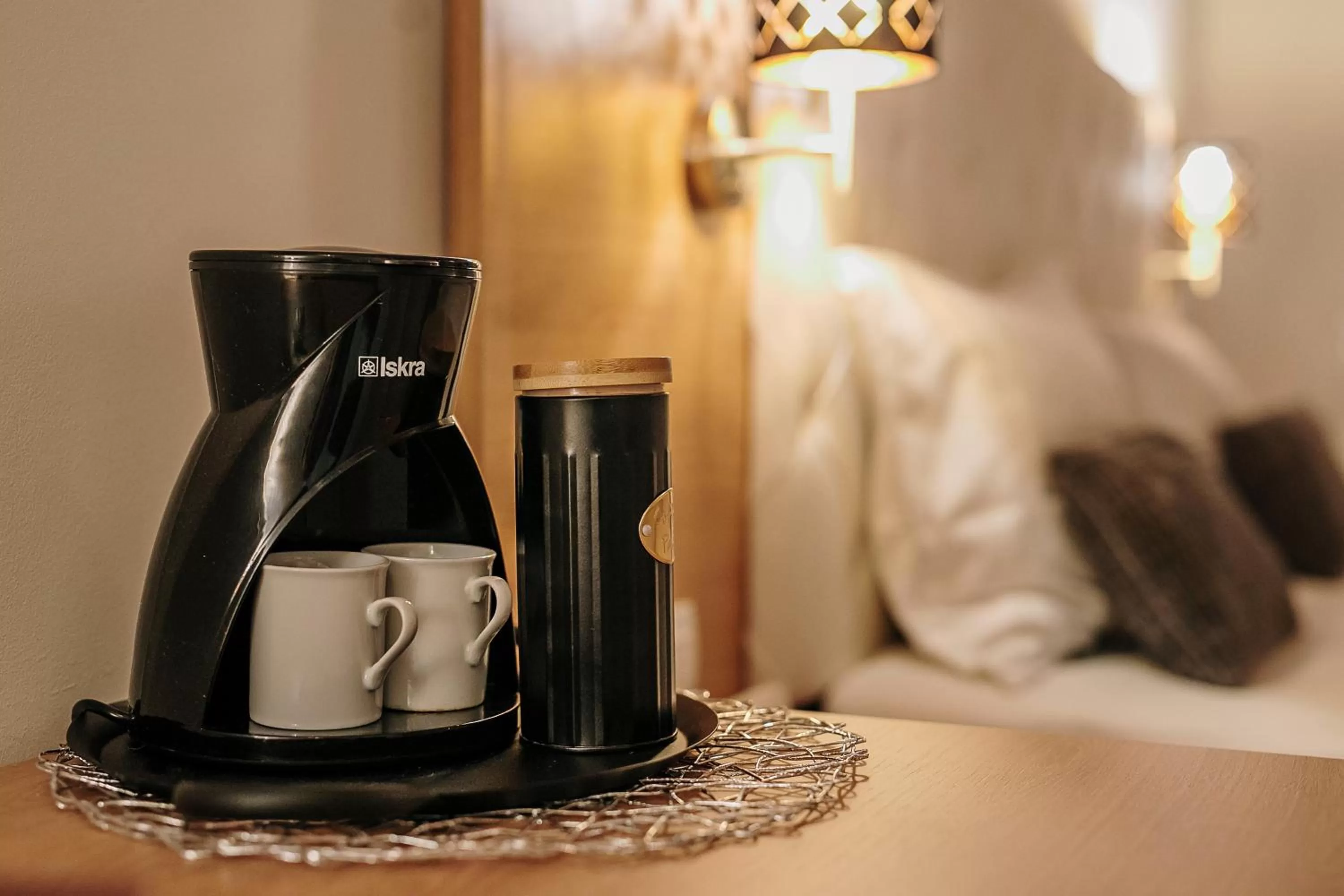 fireplace, Bed in Operna klet Ljubljana