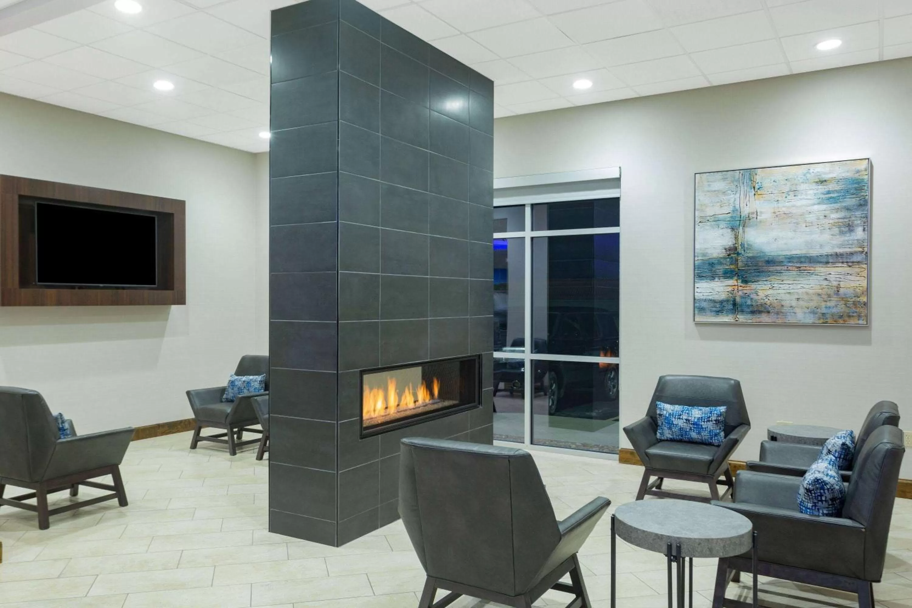 Lobby or reception in La Quinta by Wyndham Joplin