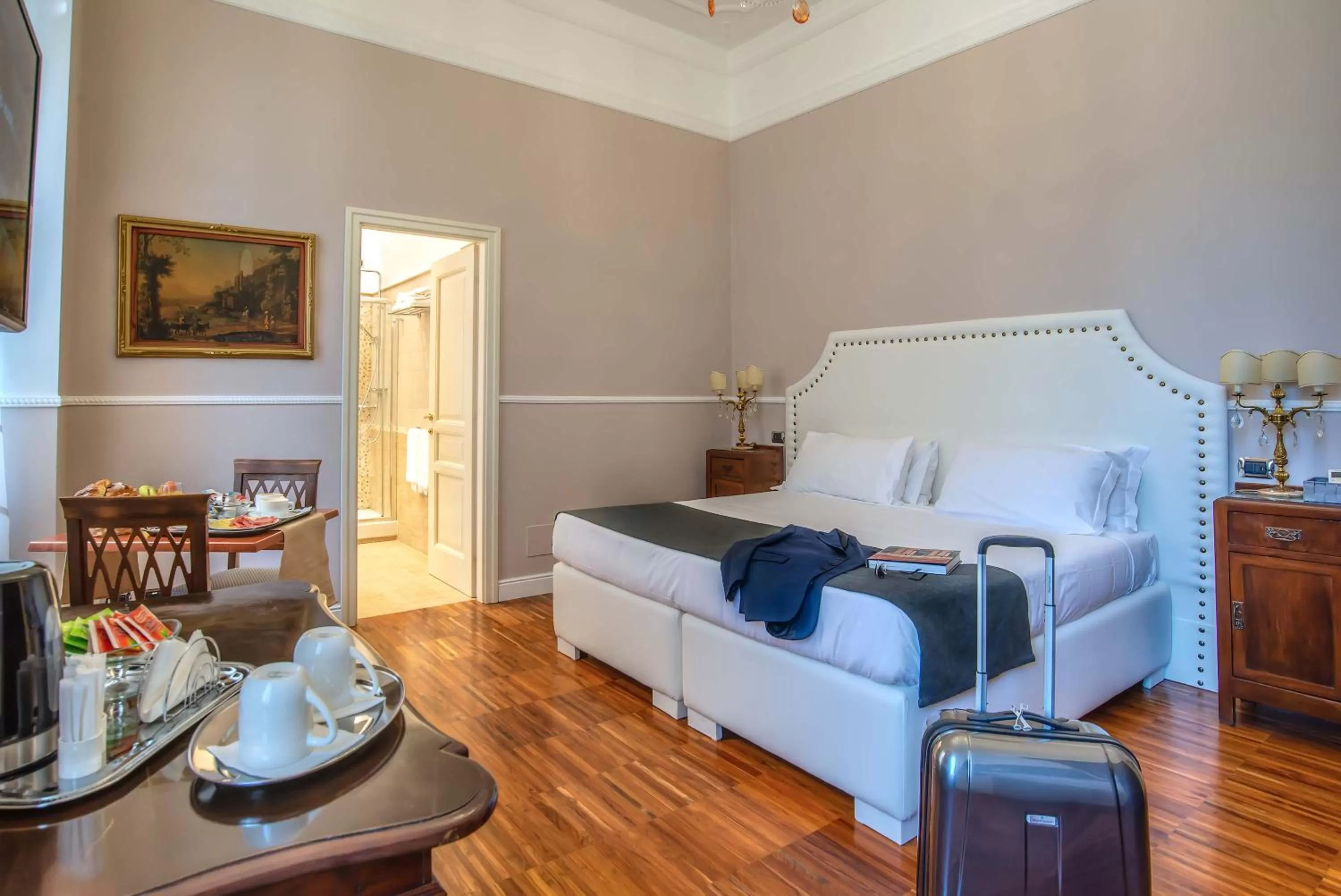 Bed in I TRE MOSCHETTIERI - D'ARTAGNAN Luxury Guest House