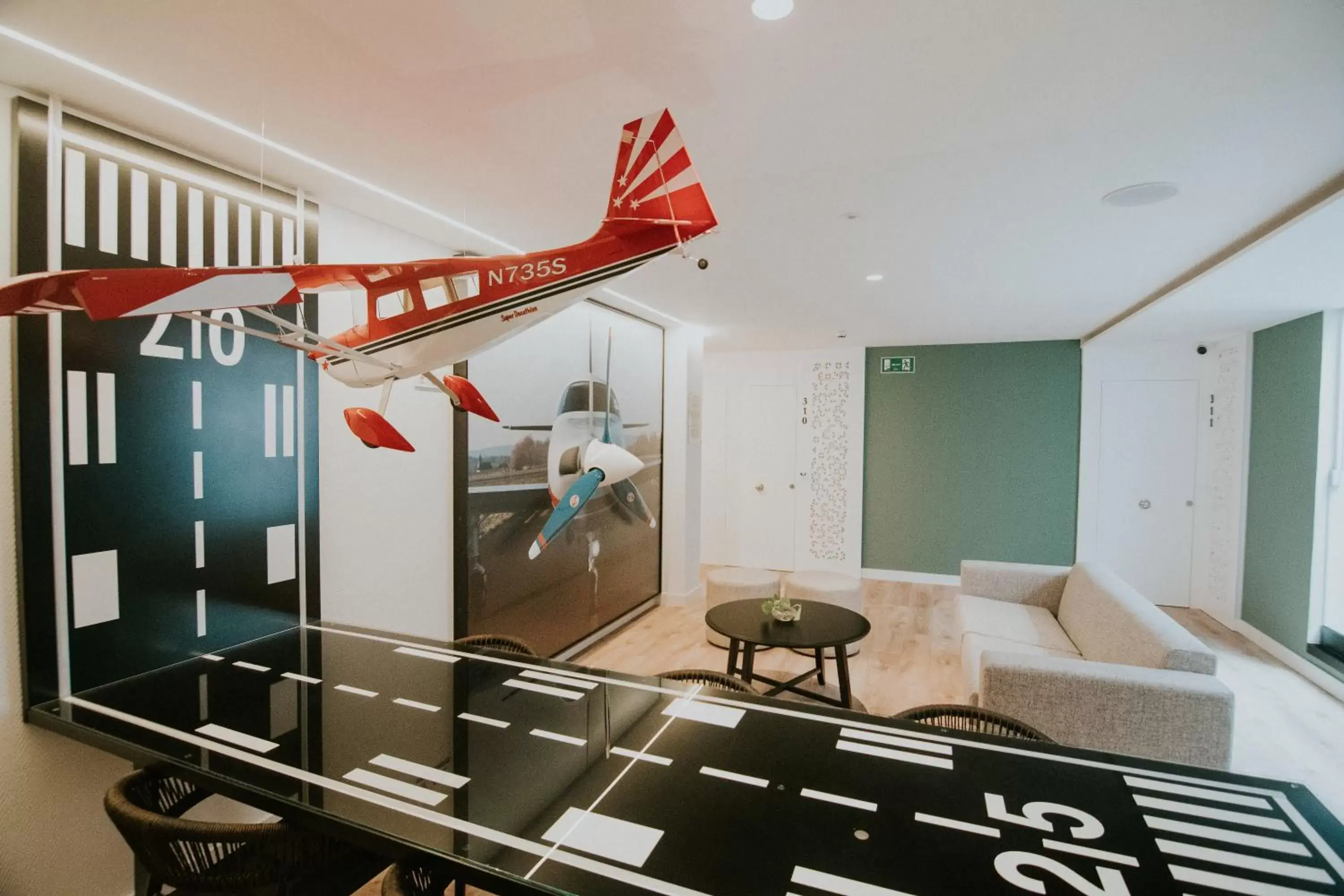 Lounge or bar in Catalina Plaza Hotel Sostenible Lounge or bar in Catalina Plaza Hotel Sostenible