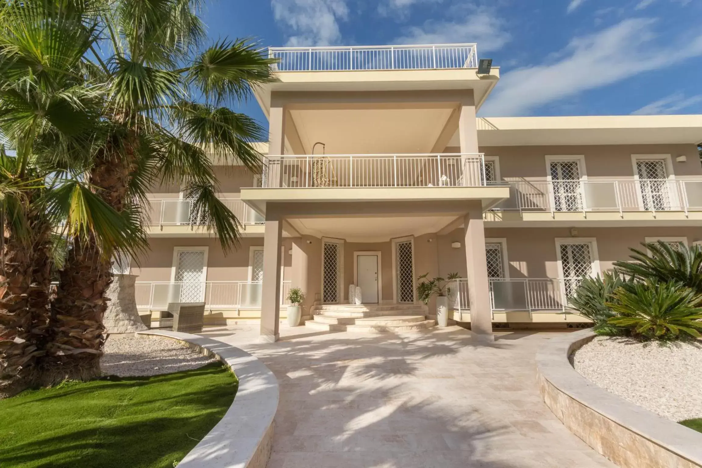 Facade/entrance, Property Building in Villa Furoa