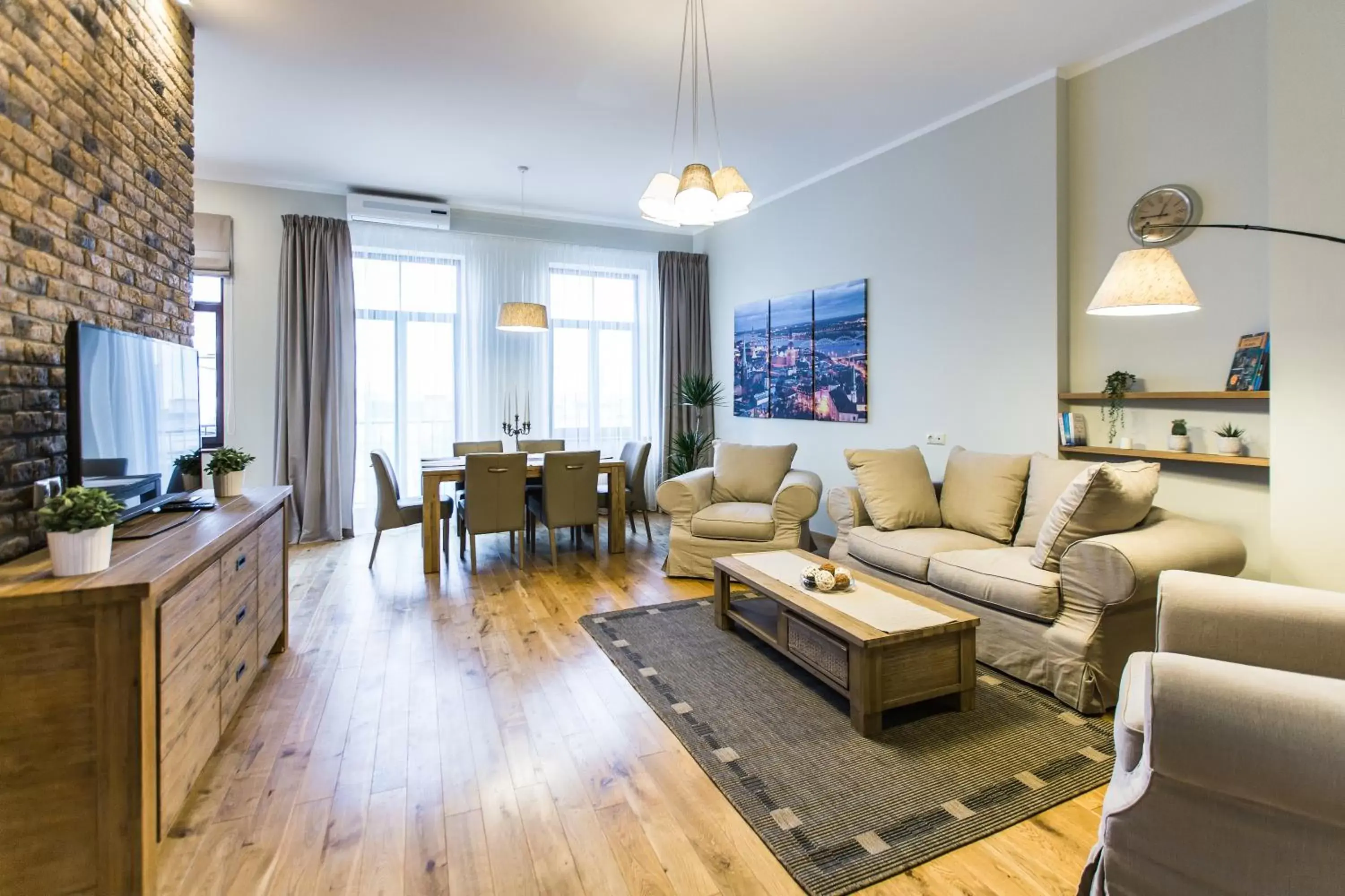 Riga Lux Apartments - Ernesta, Free parking Riga Lux Apartments - Ernesta, Free parking