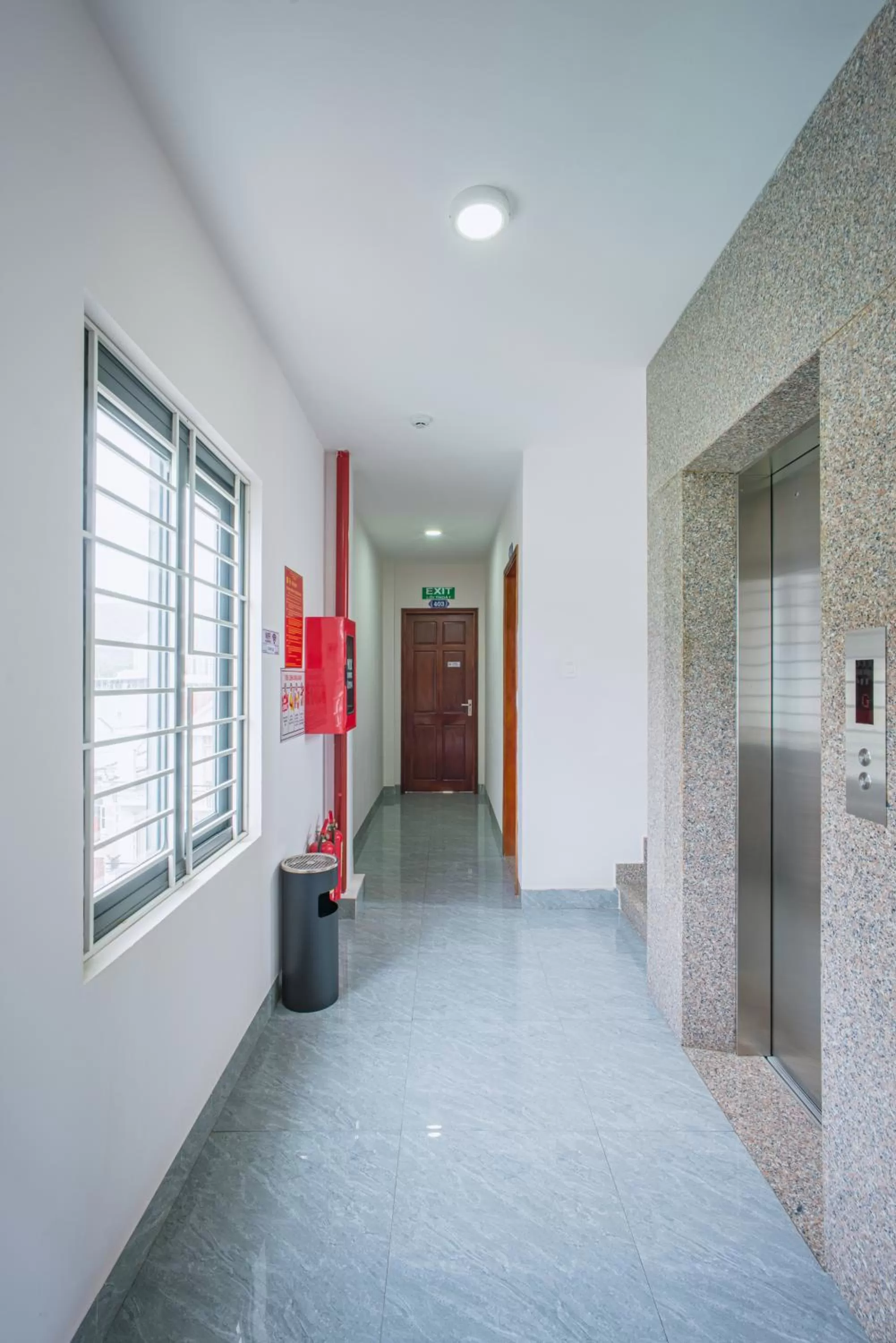 elevator in Phú Xuân Hotel