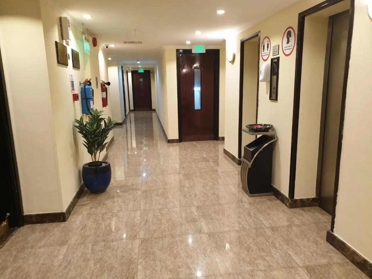 Property building in Palm Beach Hotel