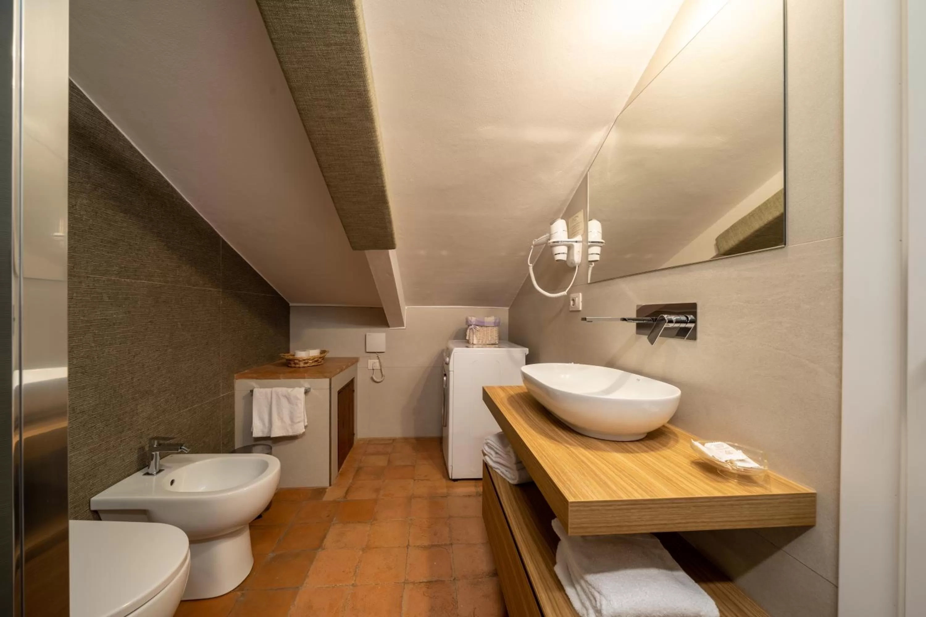 Toilet in Affittacamere Valentina