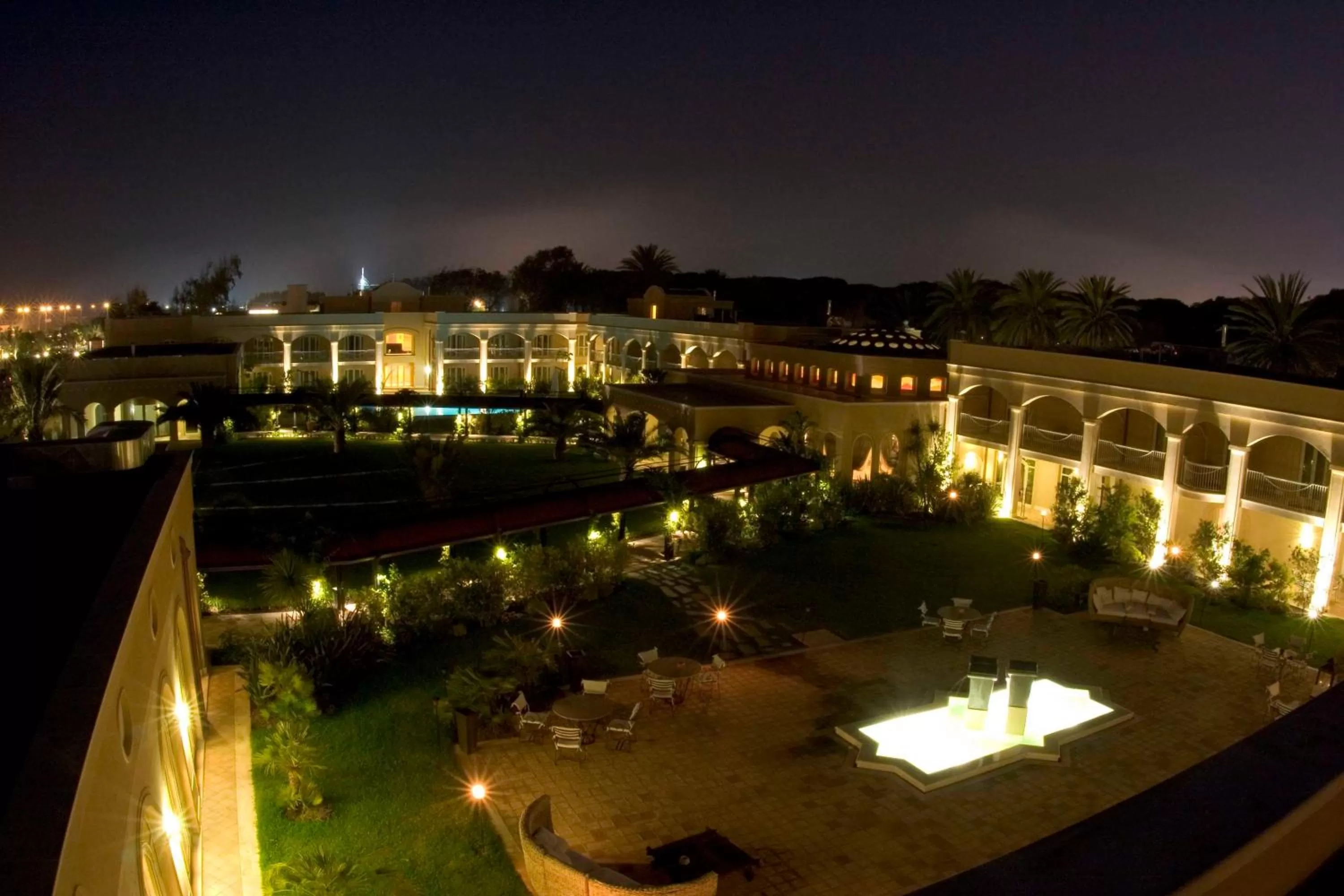 Area and facilities in Romano Palace Luxury Hotel