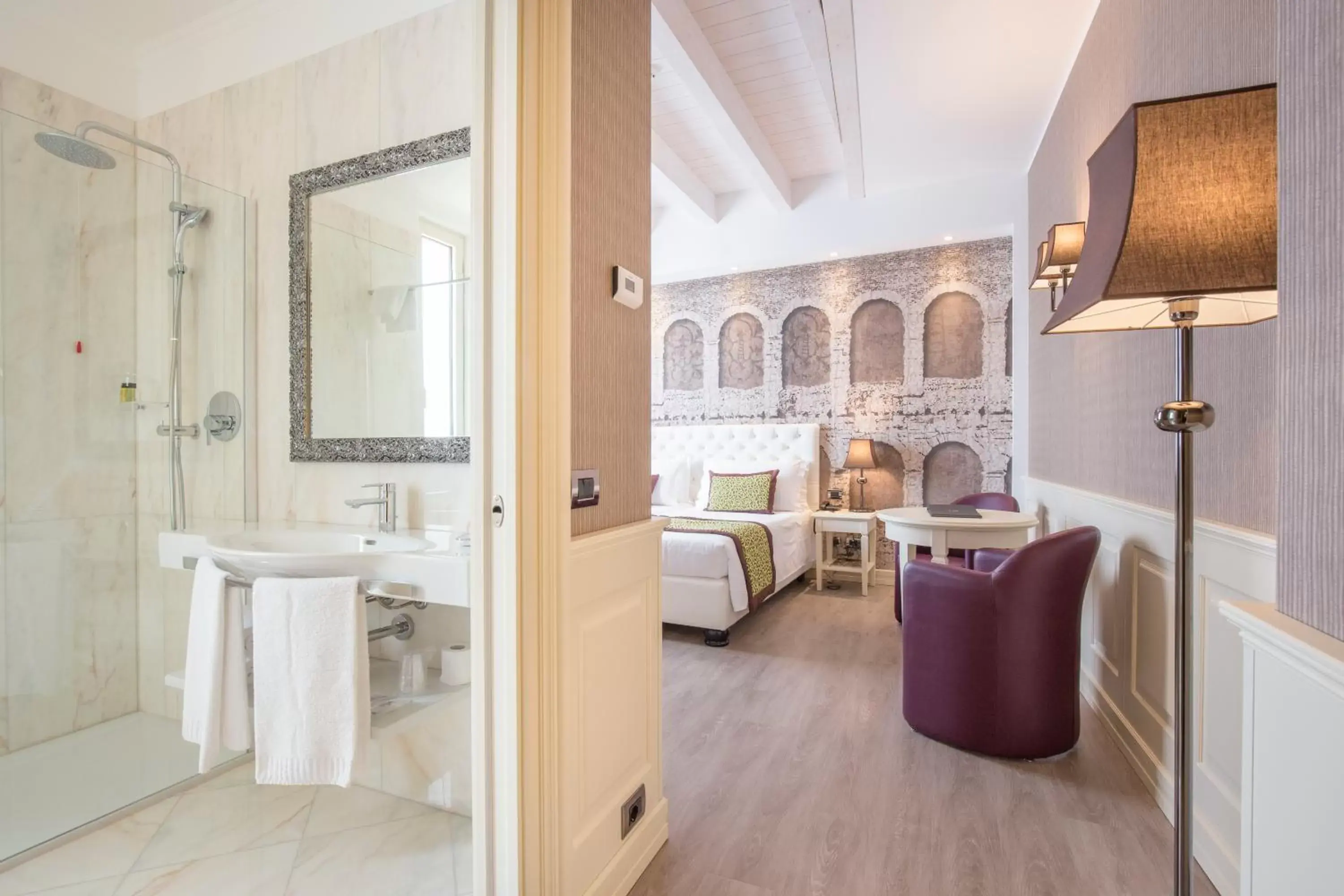 Toilet, Seating Area in Hotel San Pietro