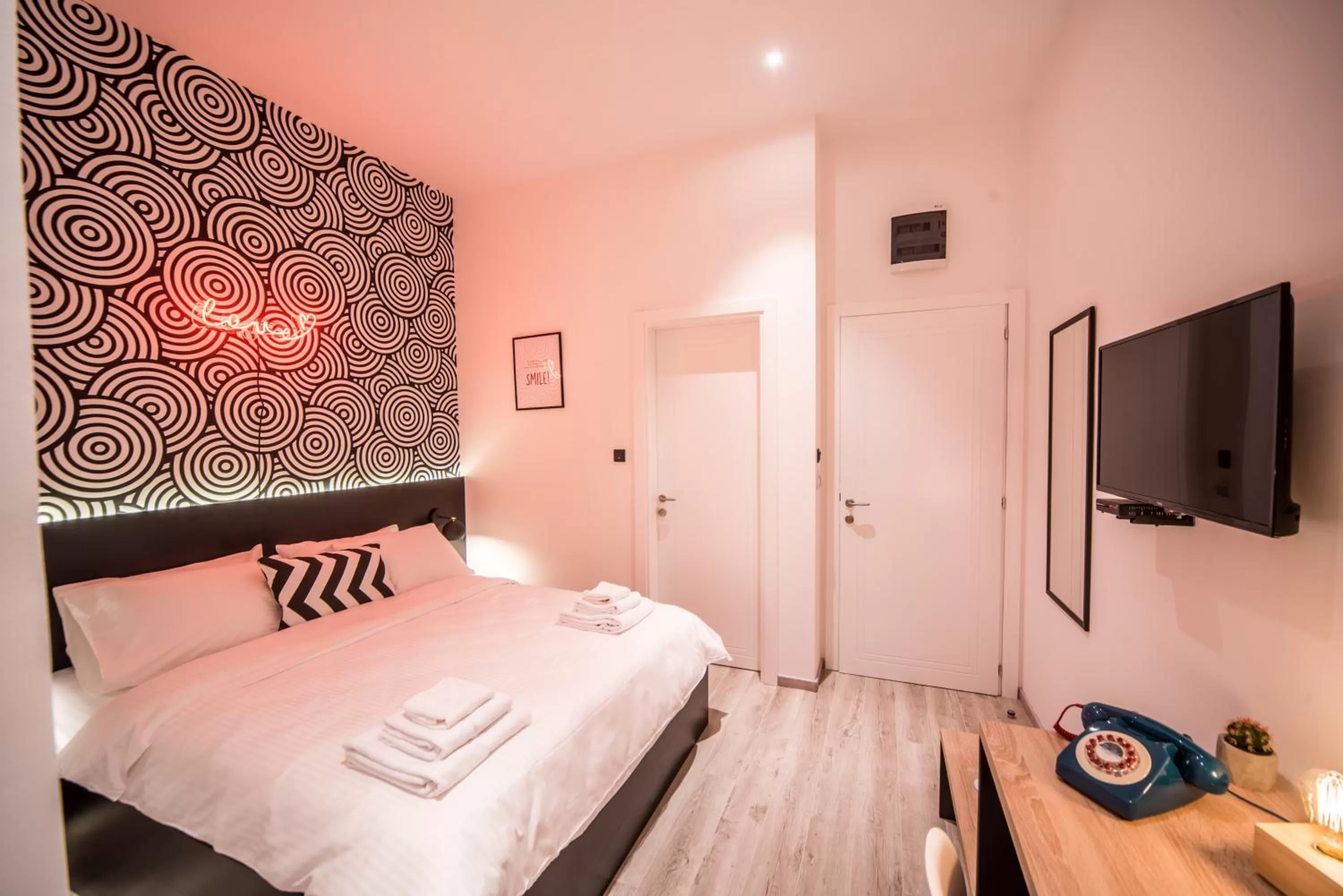 Bedroom, Bed in Hotel Marienplatz Podgorica