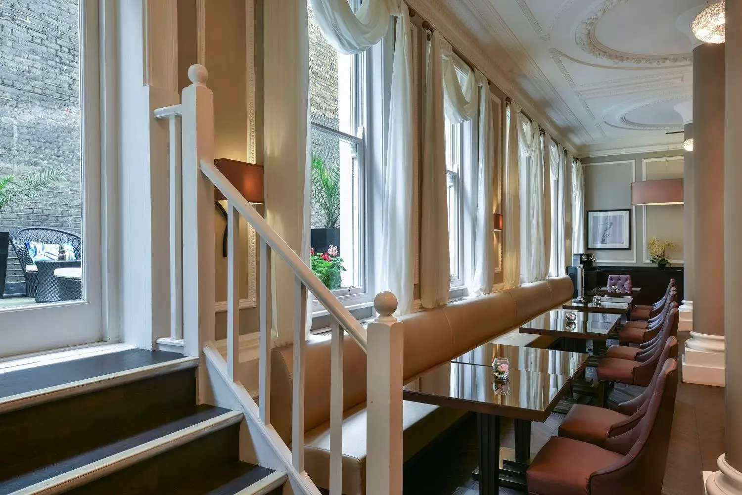 Restaurant/places to eat in Fraser Suites Queens Gate Restaurant/places to eat in Fraser Suites Queens Gate