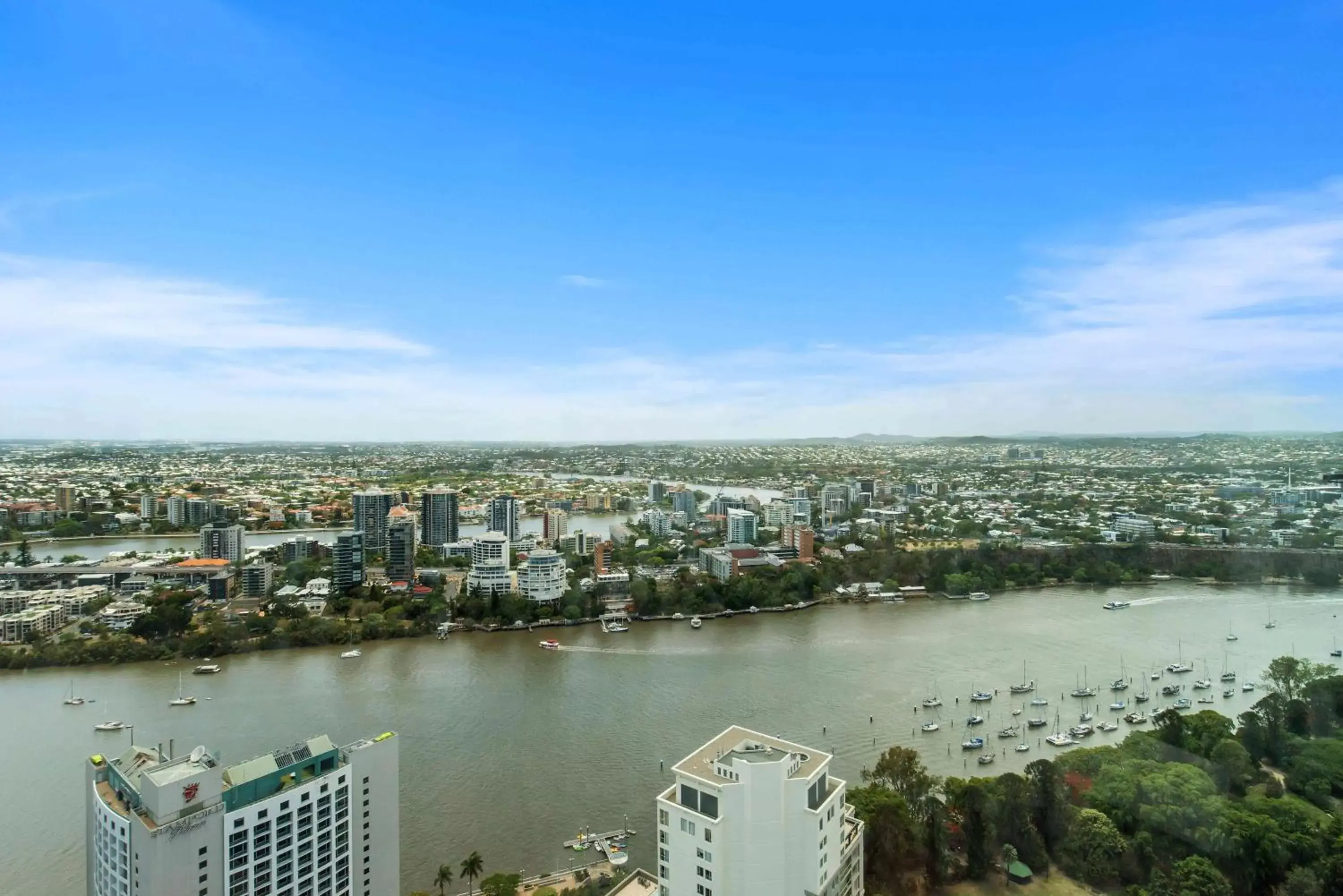 Bird's eye view in Brisbane Skytower by CLLIX