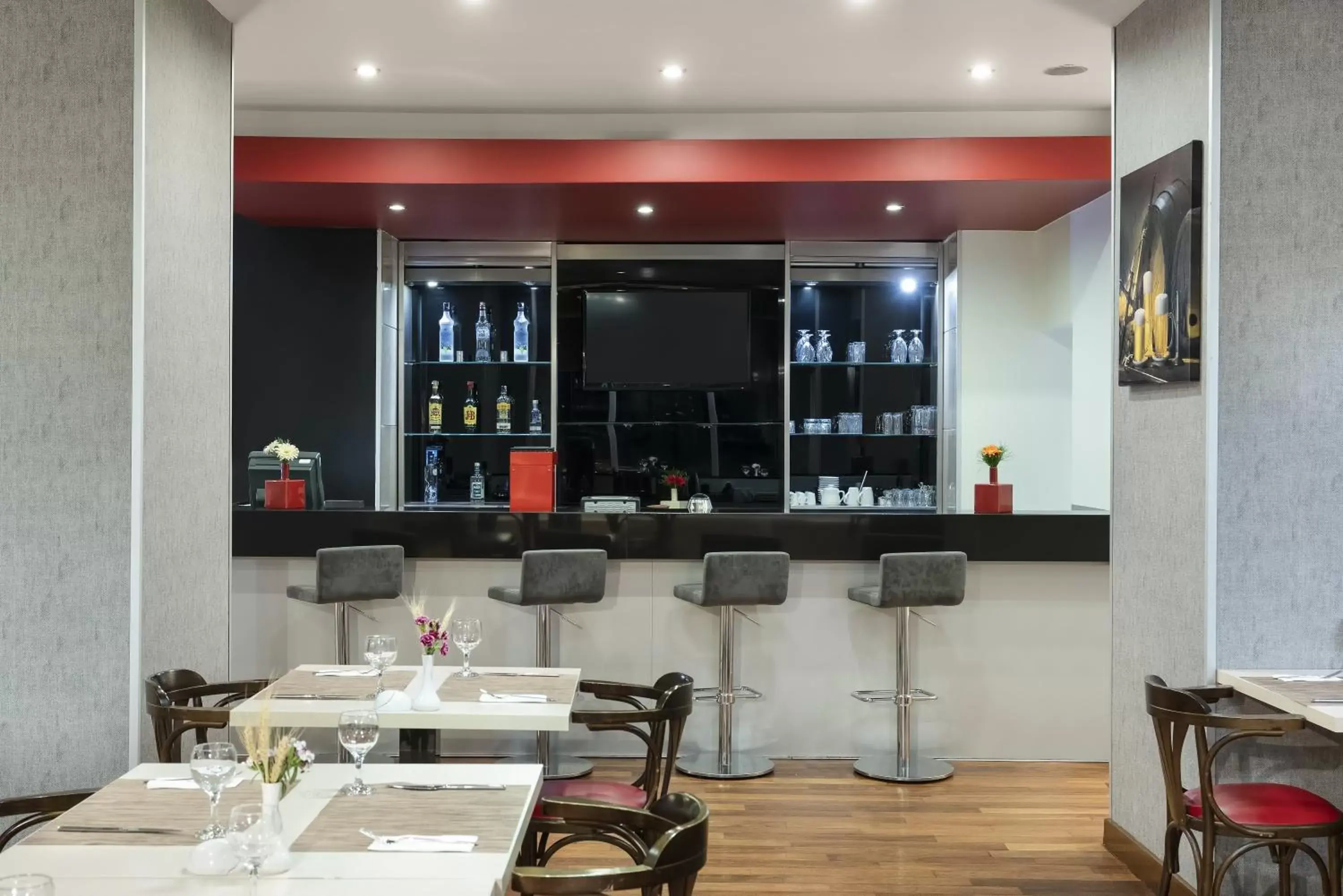 Lounge or bar, Restaurant/Places to Eat in Ibis Eskisehir