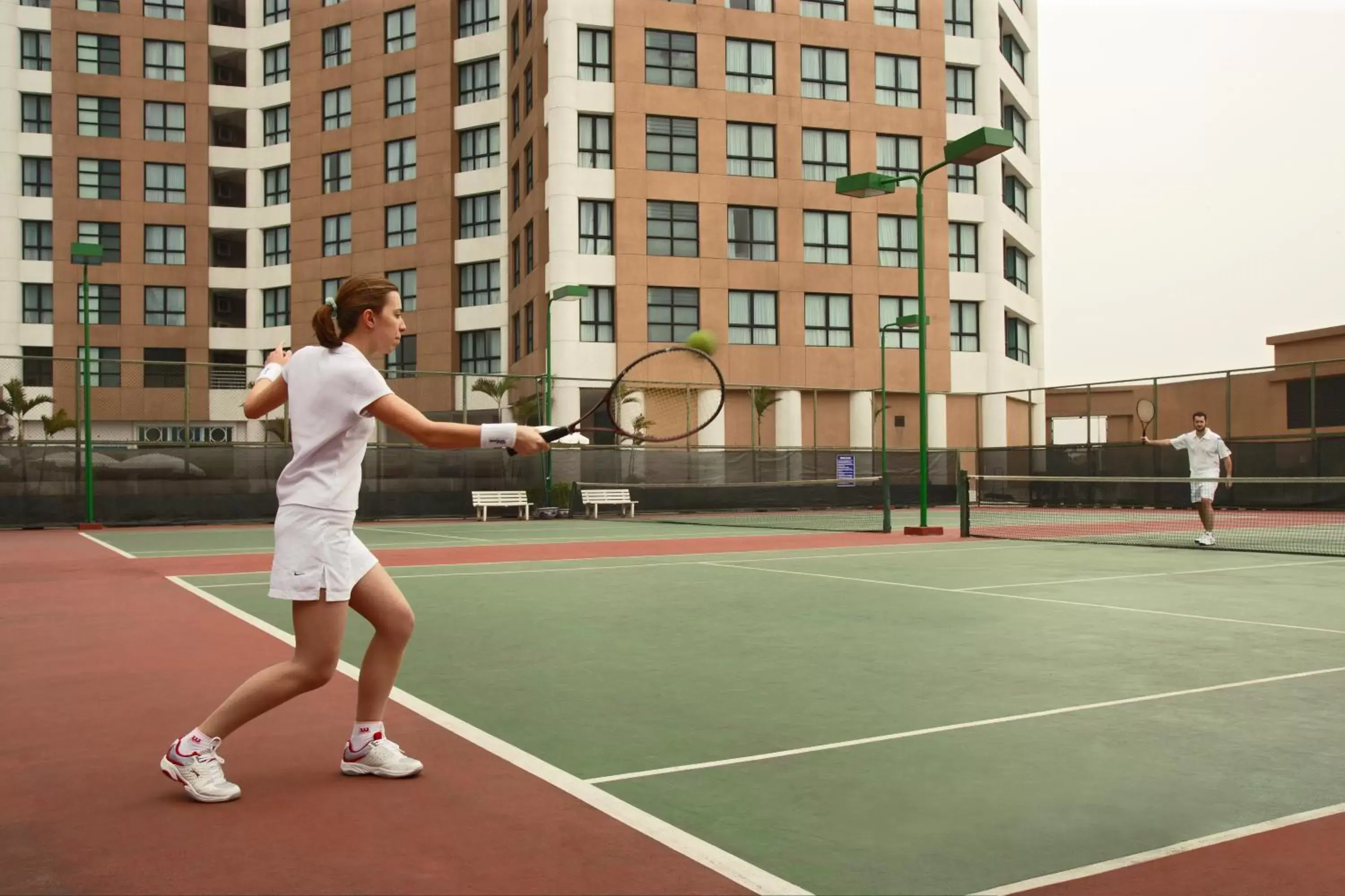 Tennis court, Tennis/Squash in Somerset Grand Hanoi Serviced Residences