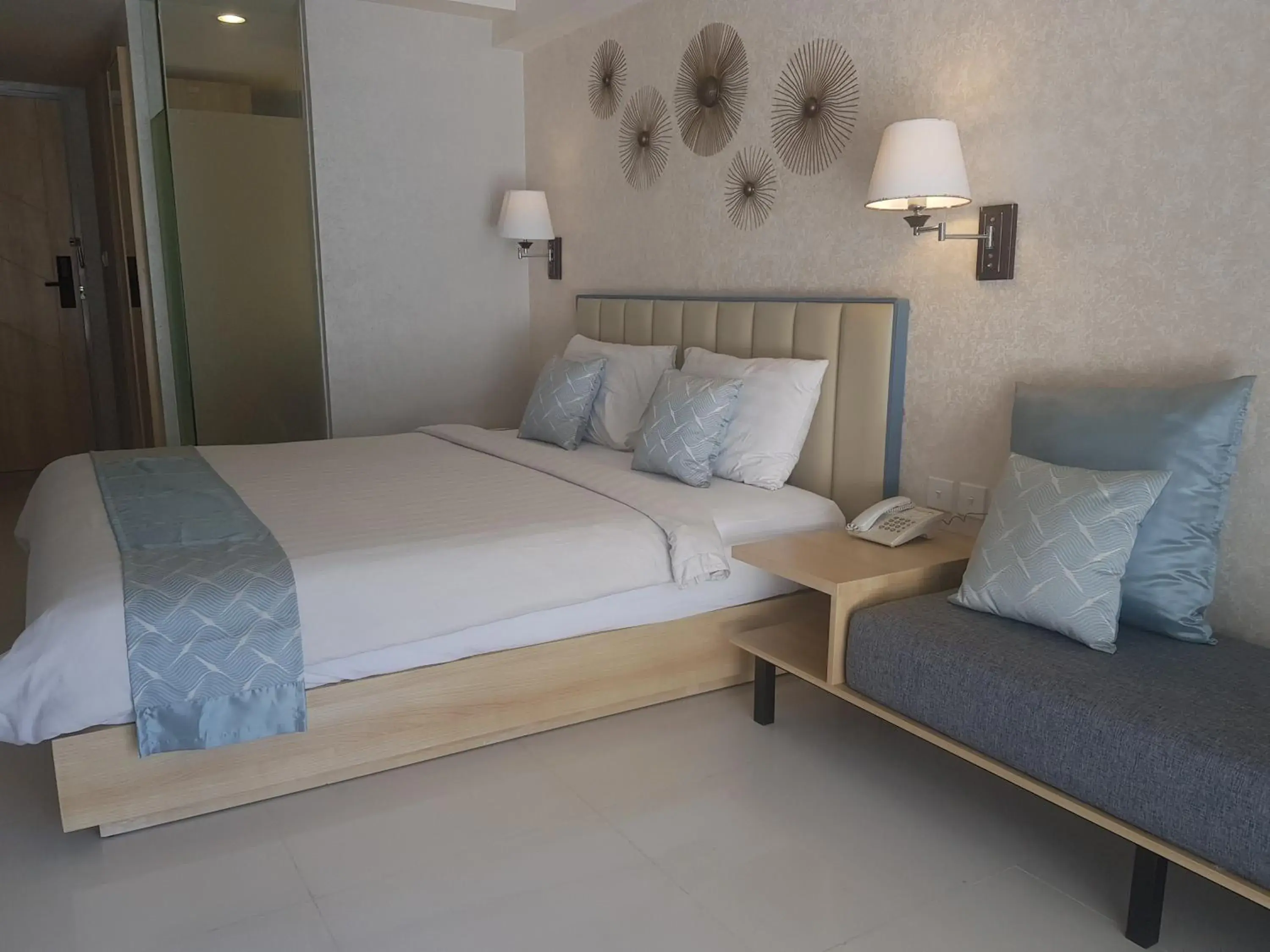 Bed in Solaris Hotel Kuta