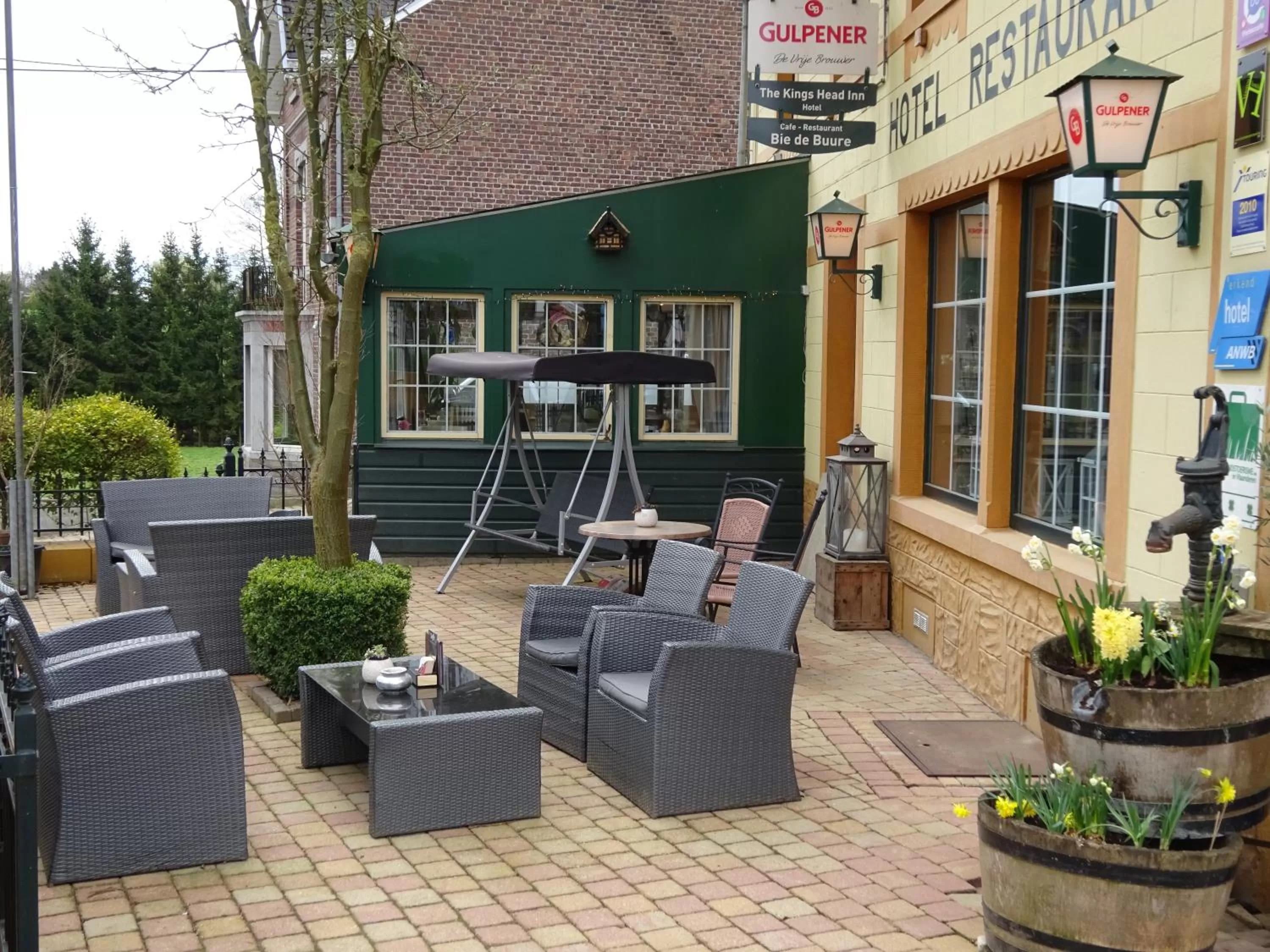 Patio in Hotel Restaurant The Kings Head Inn