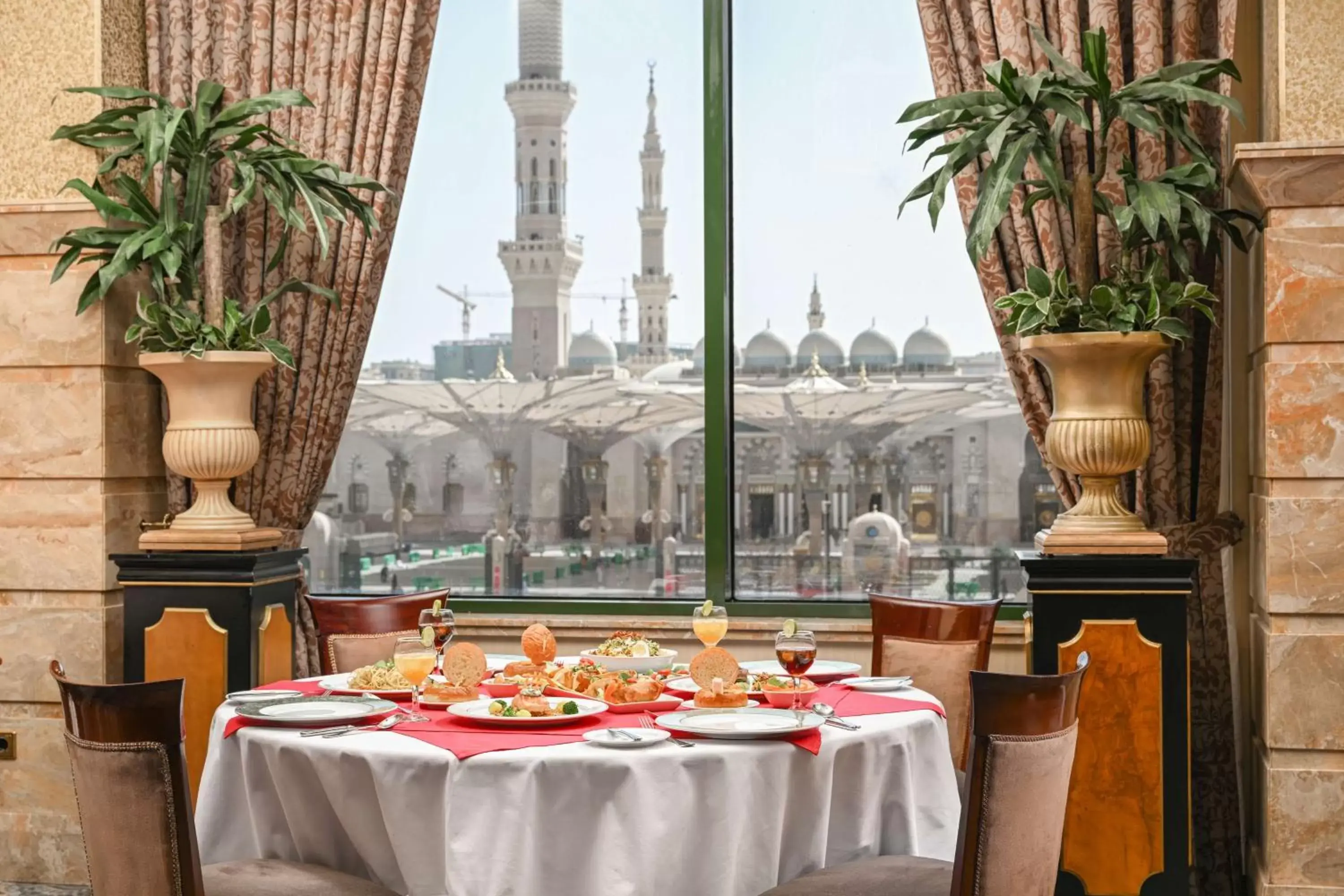 Restaurant/places to eat in Madinah Hilton Hotel