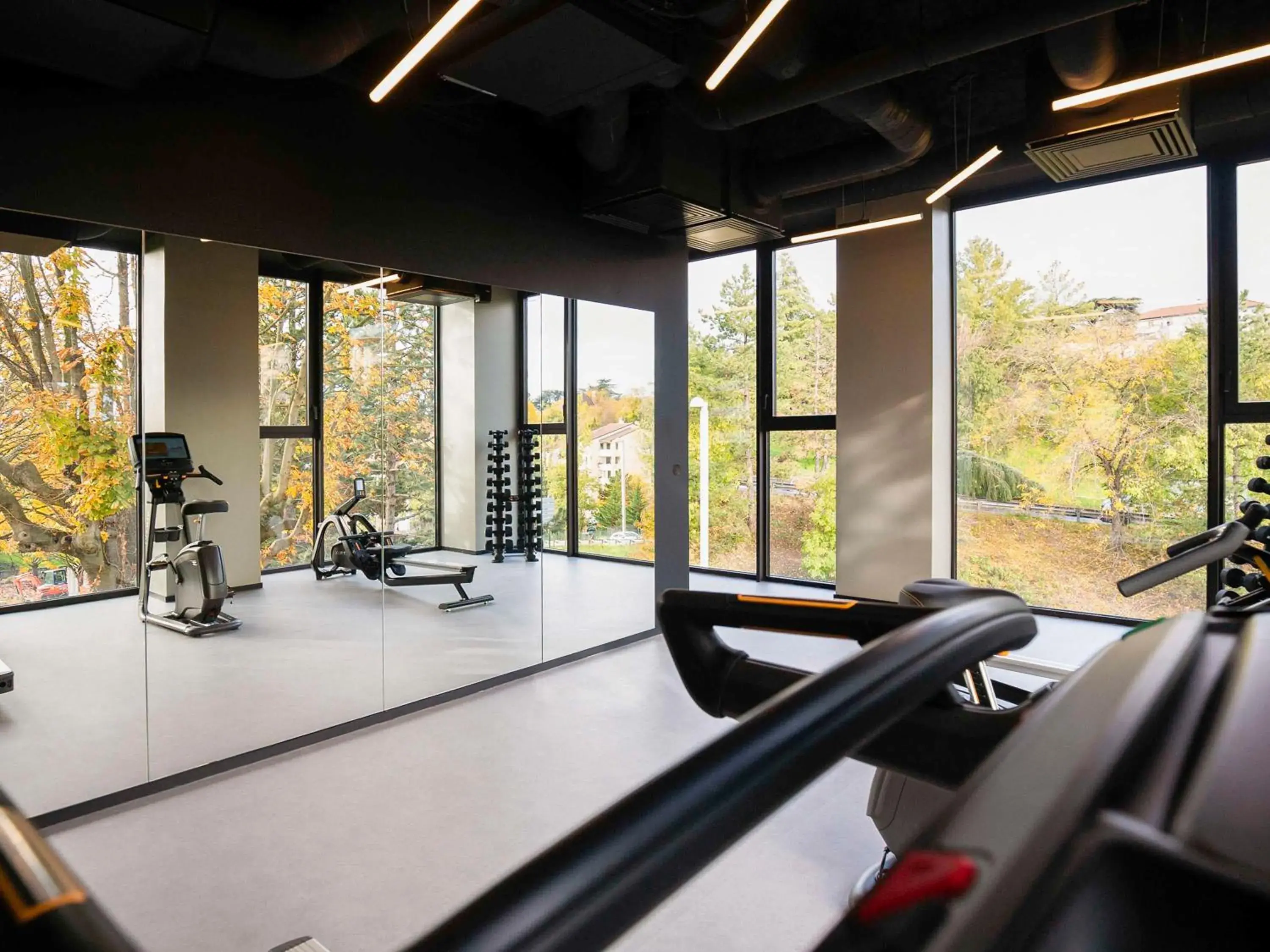 Fitness centre/facilities, Fitness Center/Facilities in TRIBE Lyon Croix Rousse
