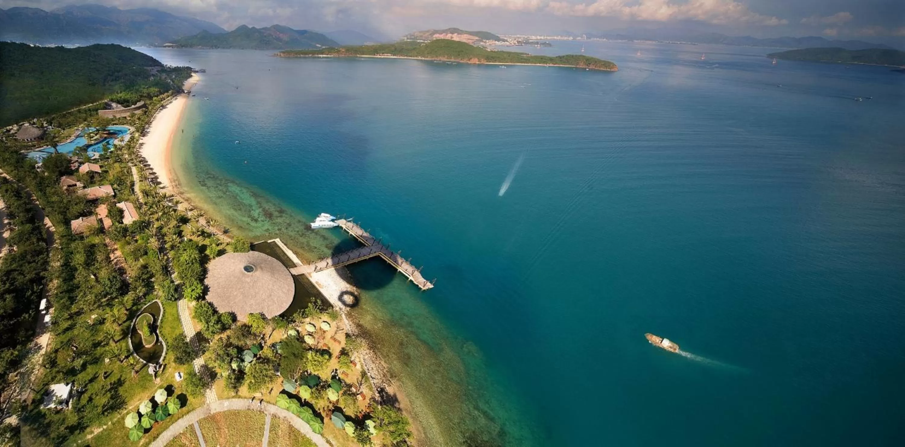 Facade/entrance in Hon Tam Resort