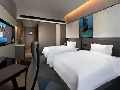 Bed in Hampton By Hilton Hangzhou Future Sign Technology City