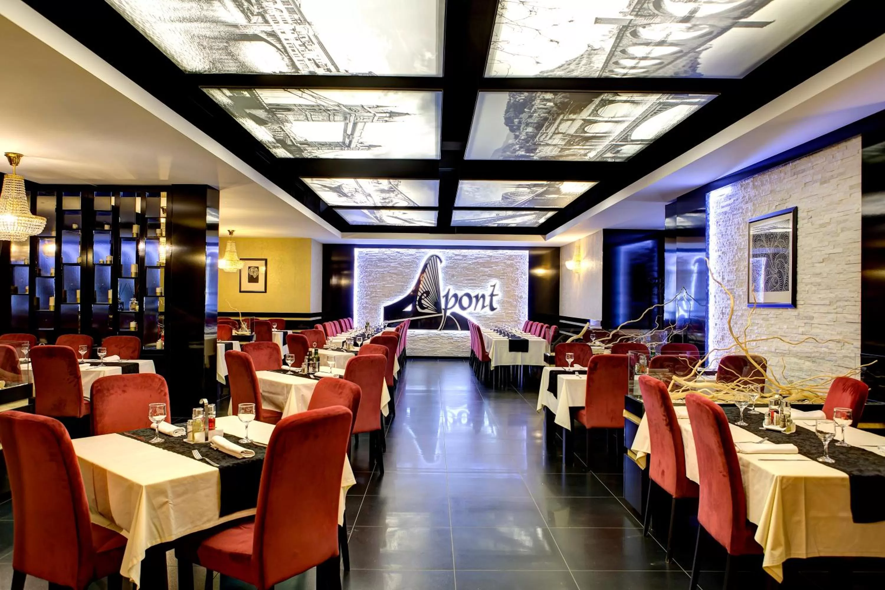 Restaurant/places to eat in Hotel Le Pont