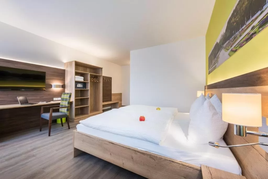 Photo of the whole room, Bed in Sleepin Premium Motel Loosdorf