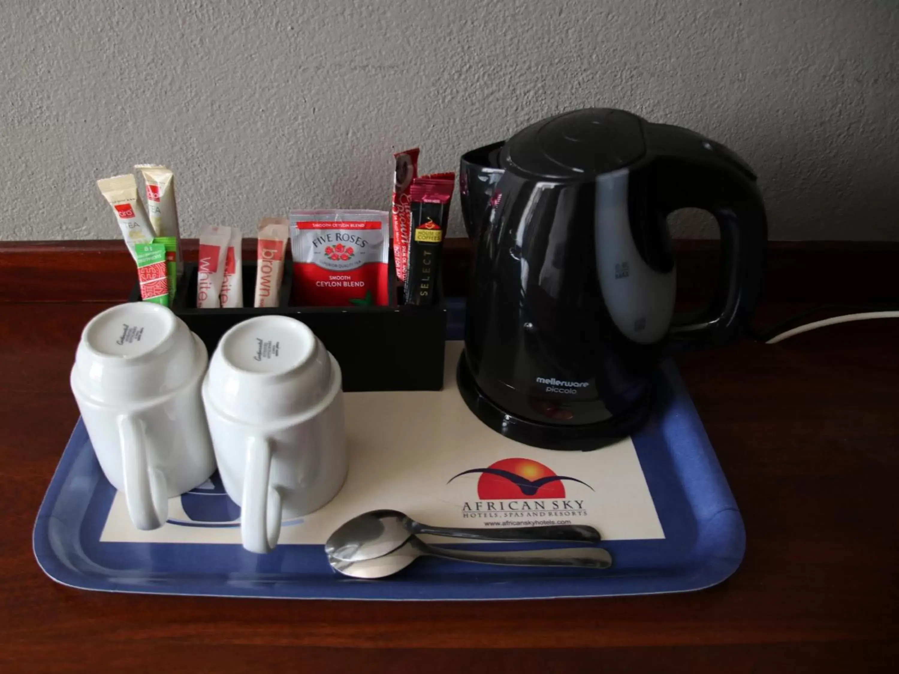 Coffee/Tea Facilities in African Sky Pine Lake Inn