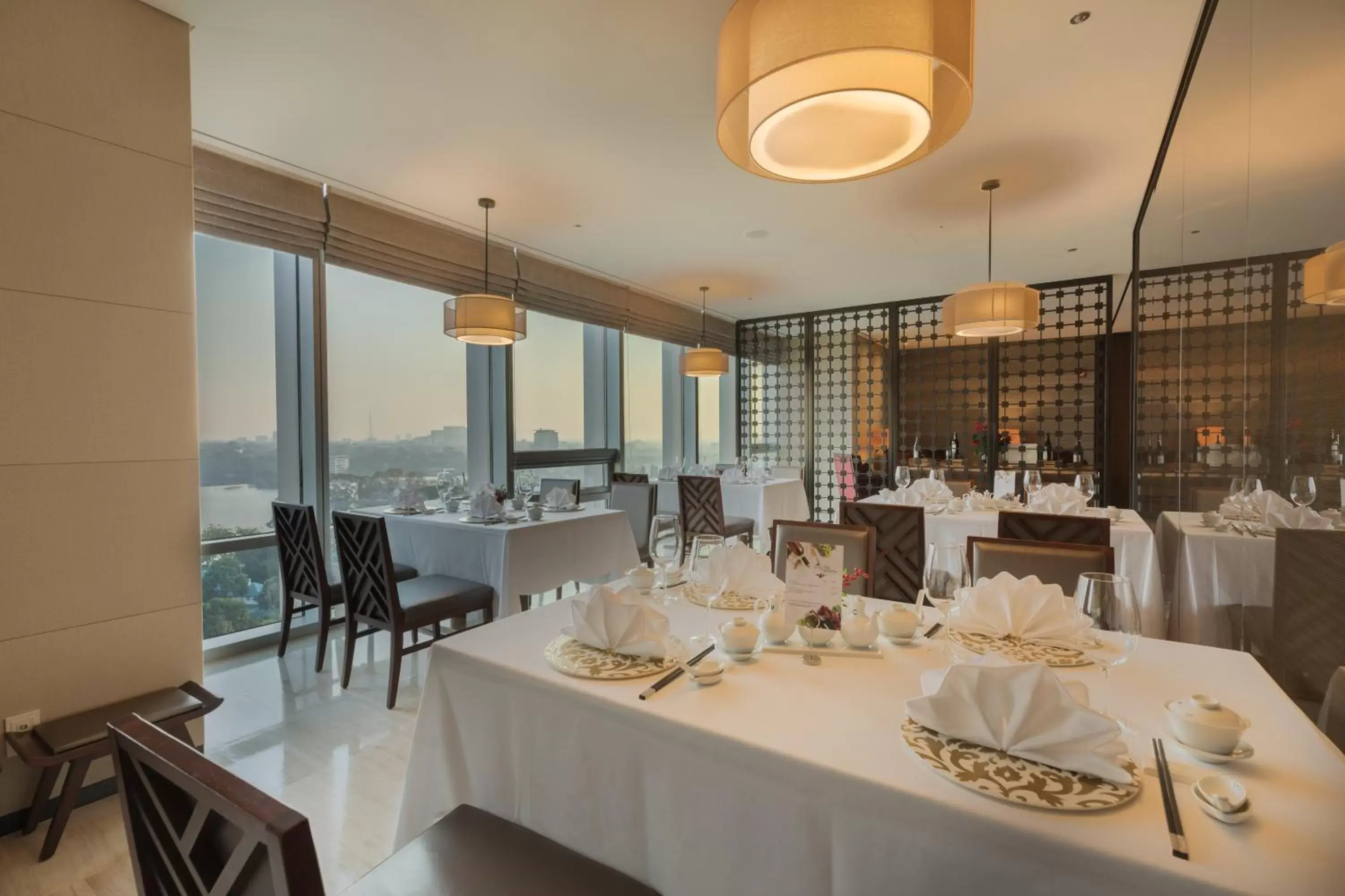 Restaurant/Places to Eat in LOTTE Hotel Yangon