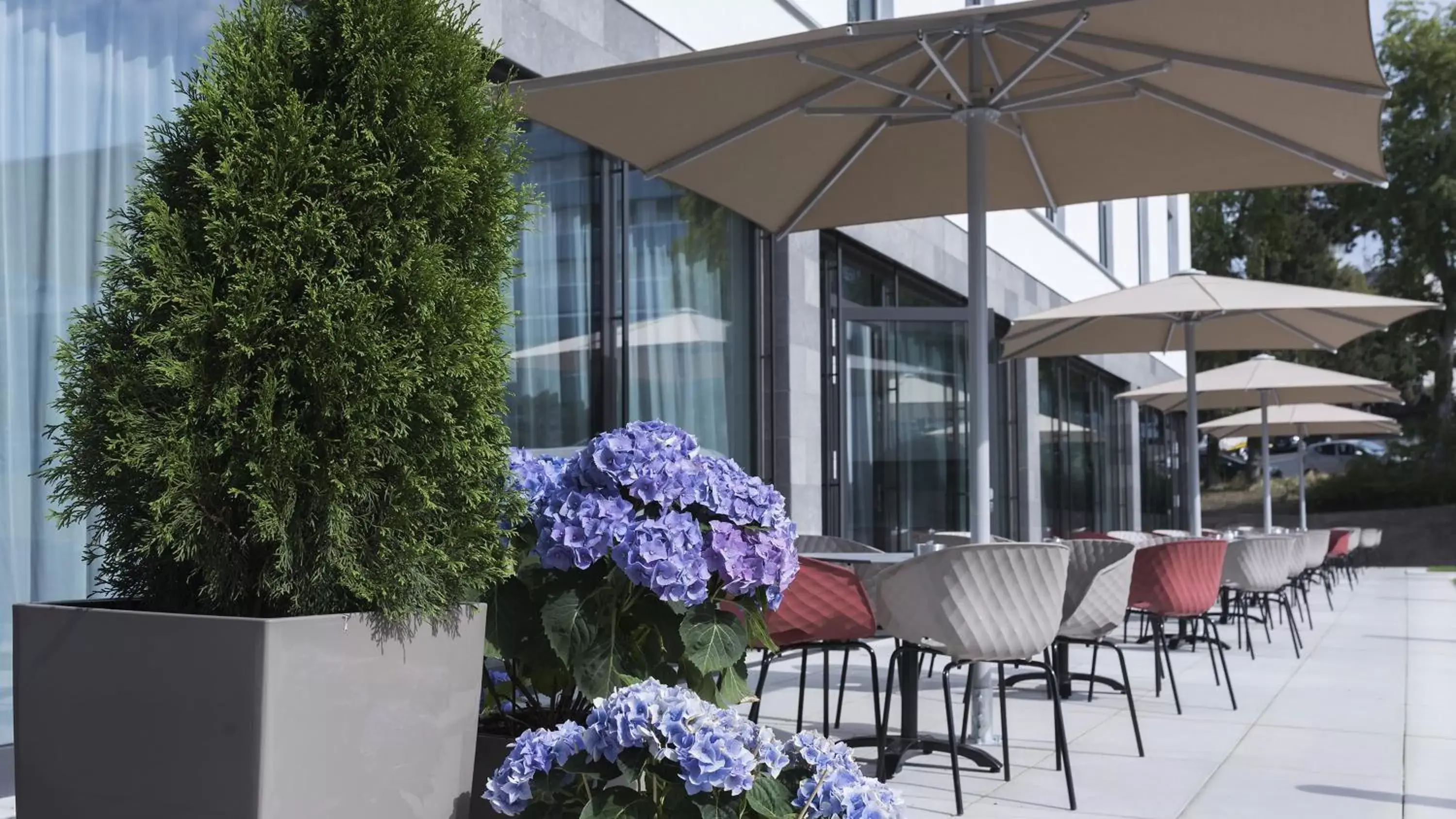 Property building in Holiday Inn Express - Wiesbaden by IHG Property building in Holiday Inn Express - Wiesbaden by IHG