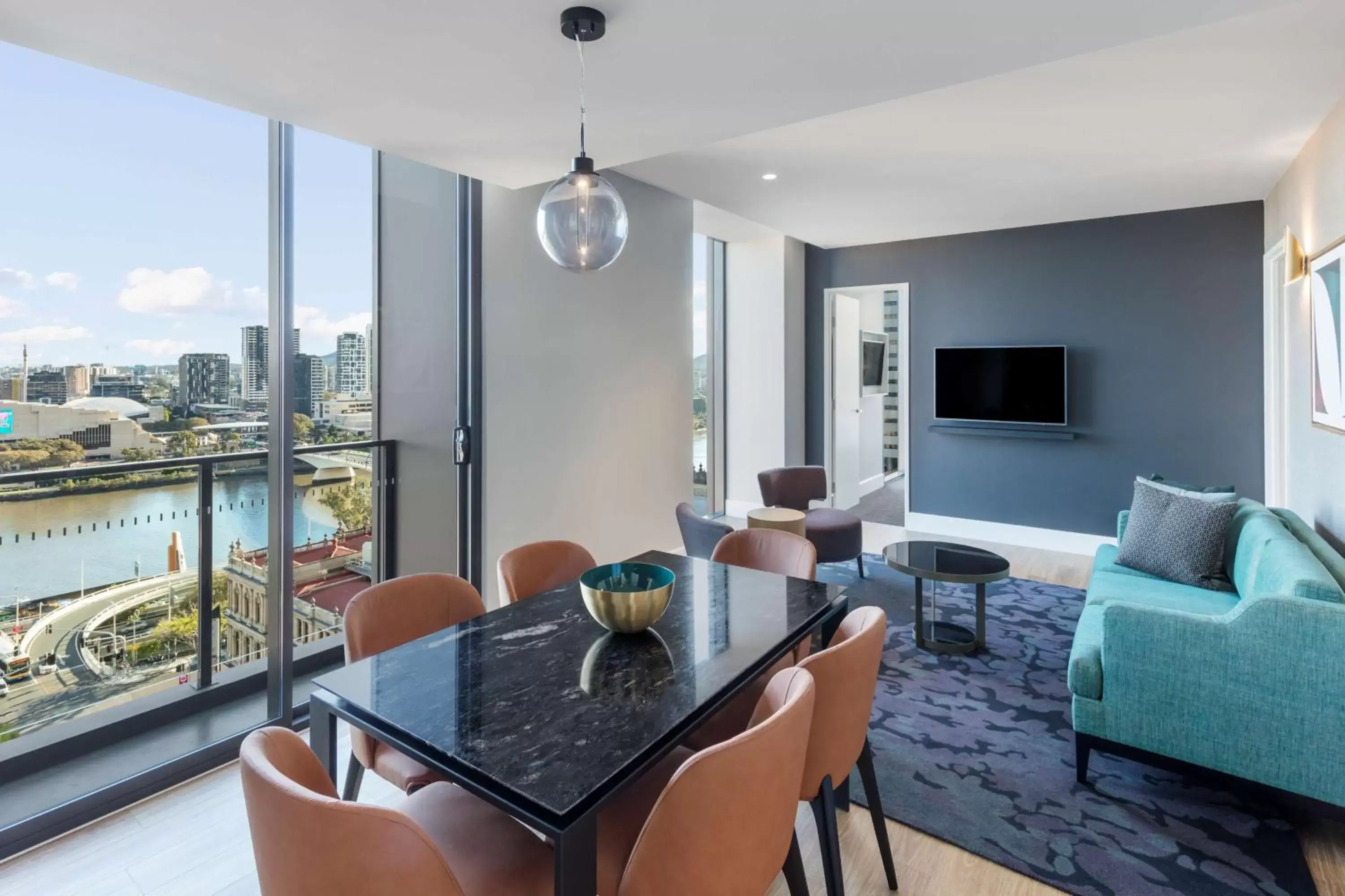 Bedroom, Dining Area in Adina Apartment Hotel Brisbane