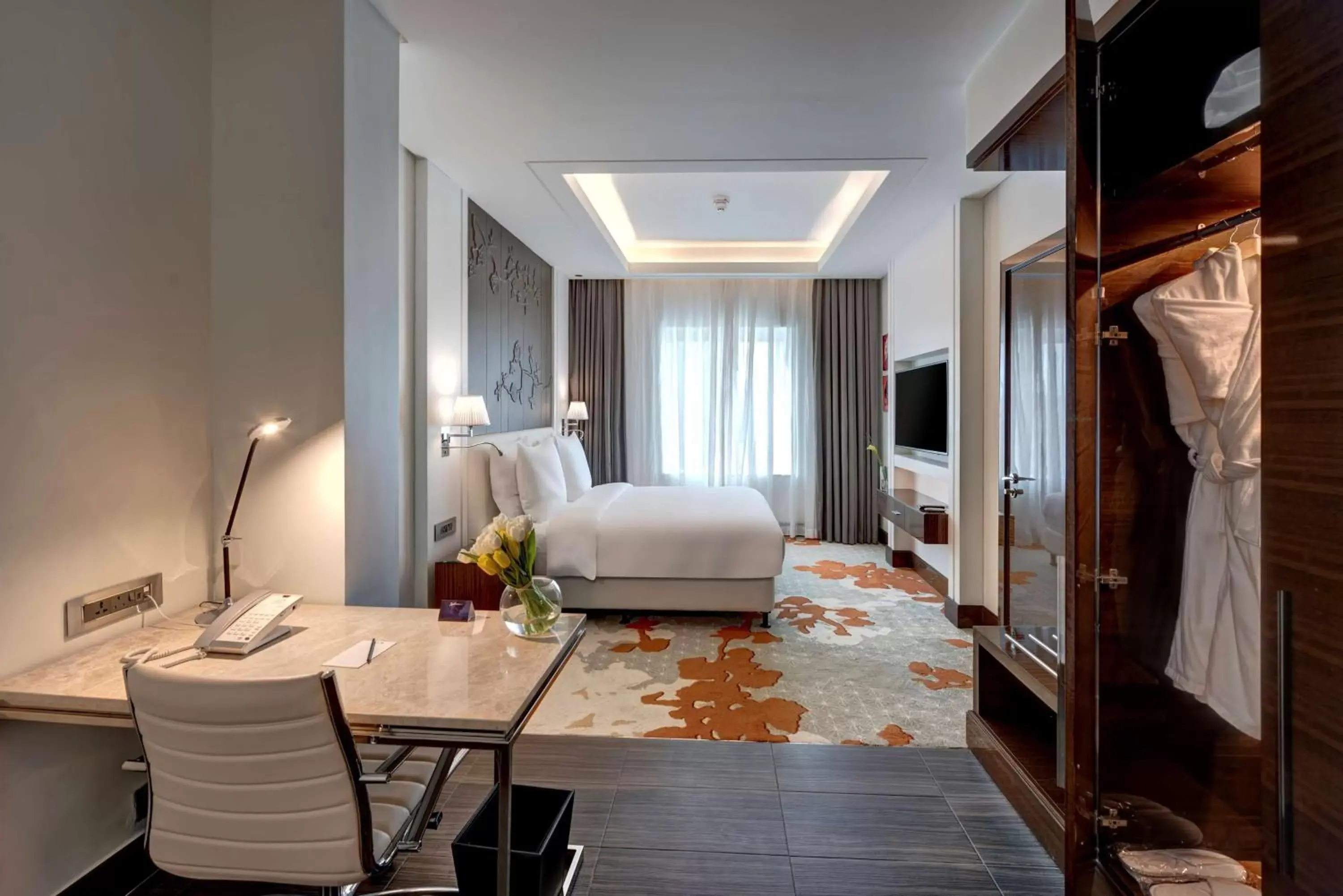 Photo of the whole room, Bed in Radisson Blu Hotel, Ajman Photo of the whole room, Bed in Radisson Blu Hotel, Ajman