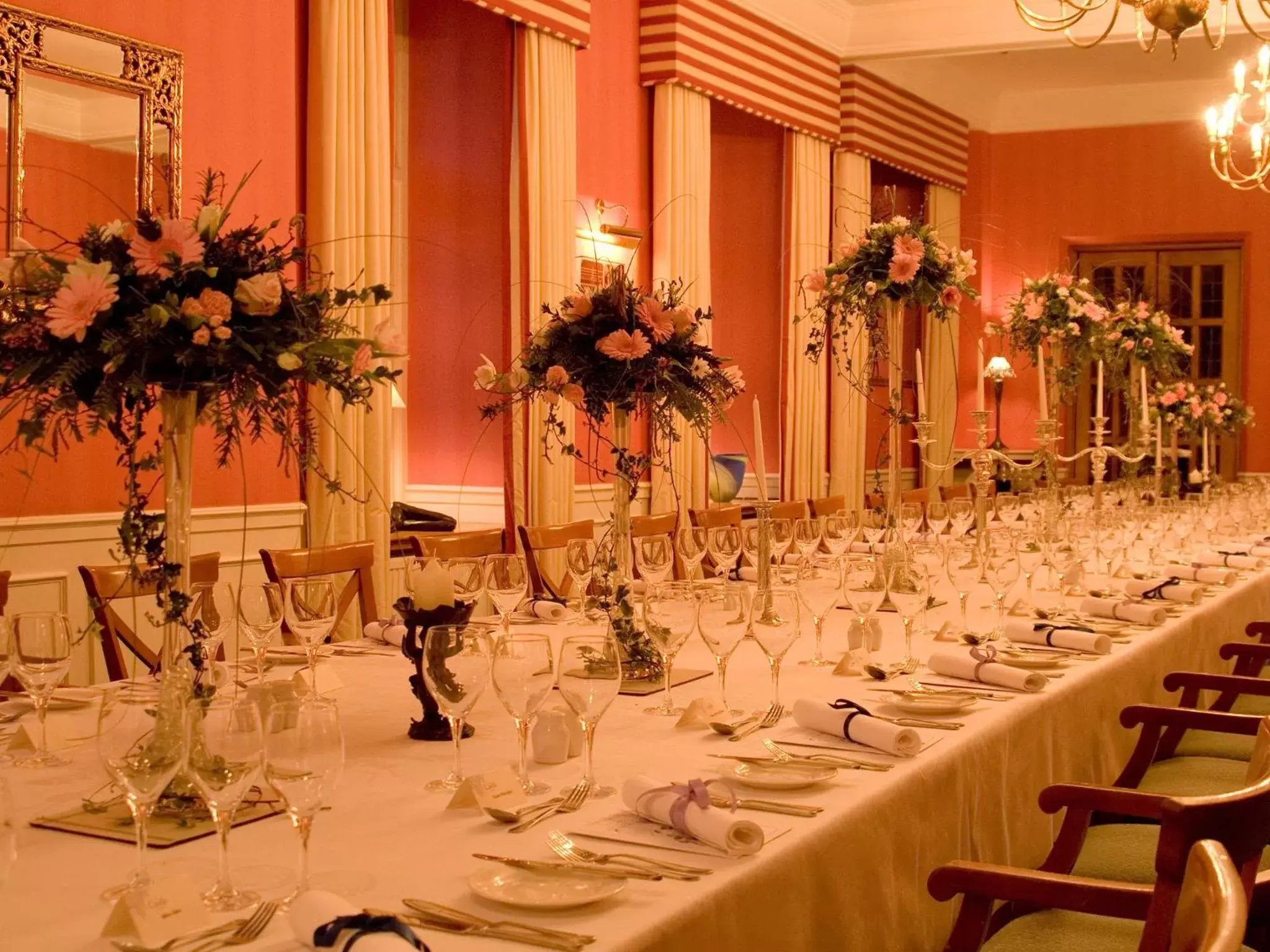 Banquet/Function facilities, Restaurant/Places to Eat in Castle Hotel