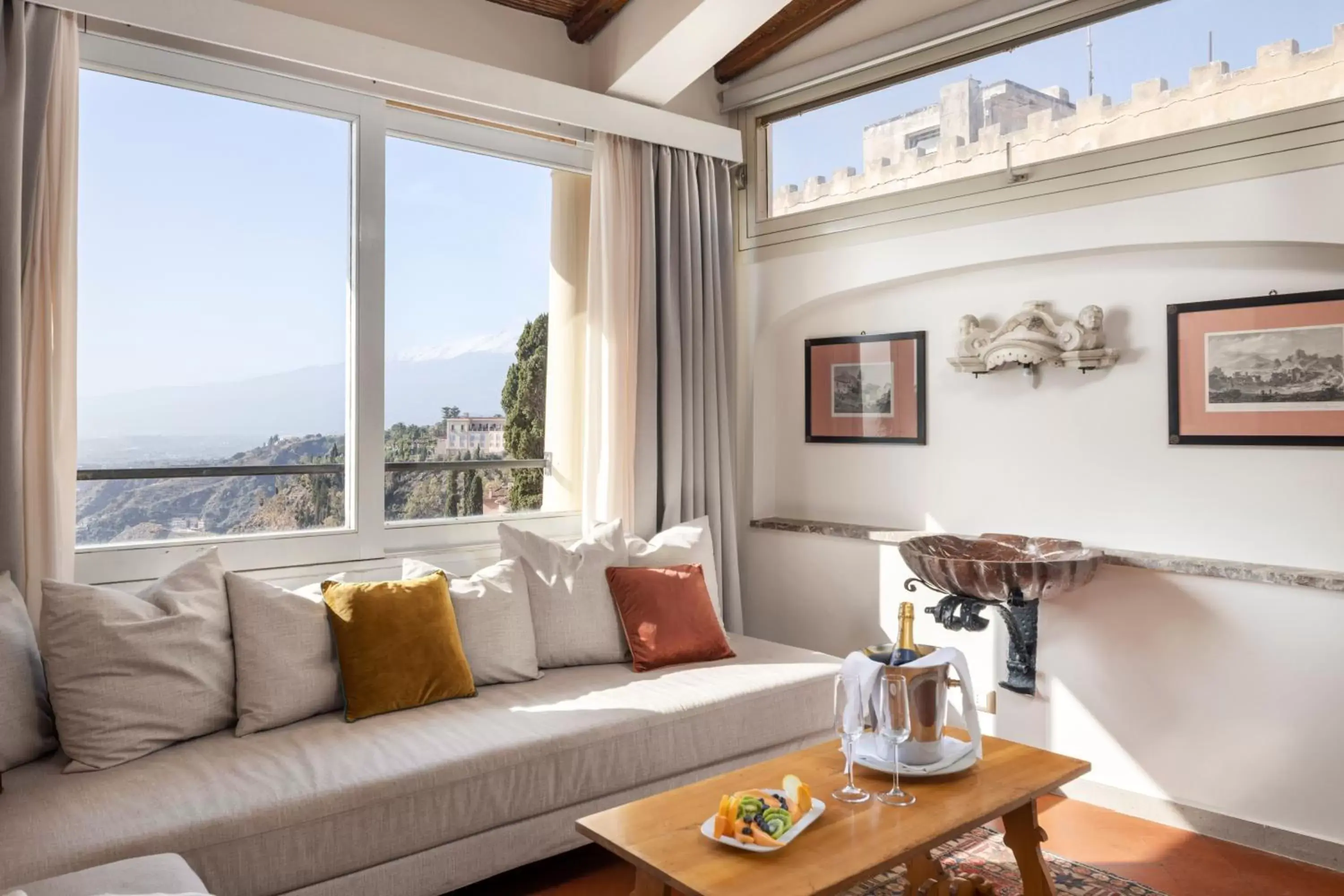 Living room, Seating Area in Hotel Villa Paradiso