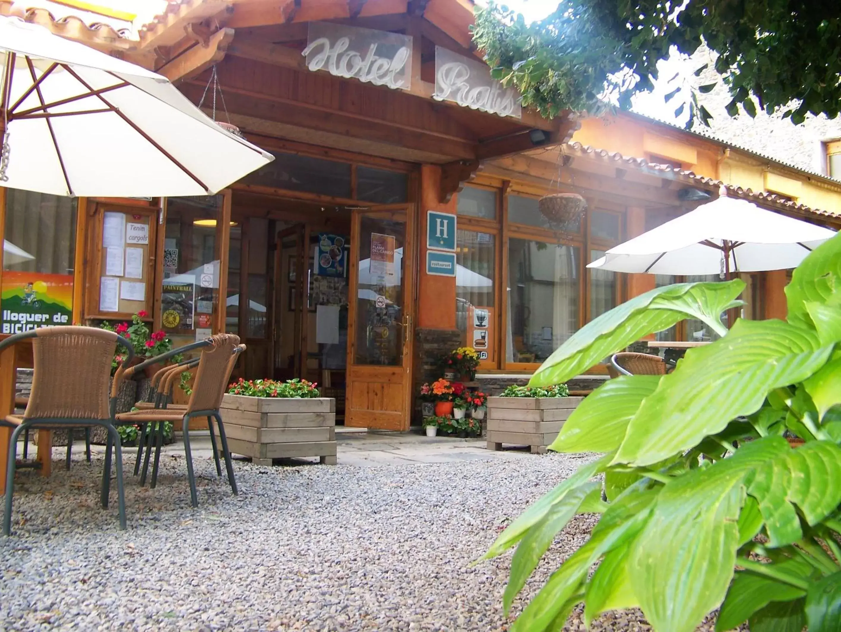 Facade/entrance in Hotel Prats