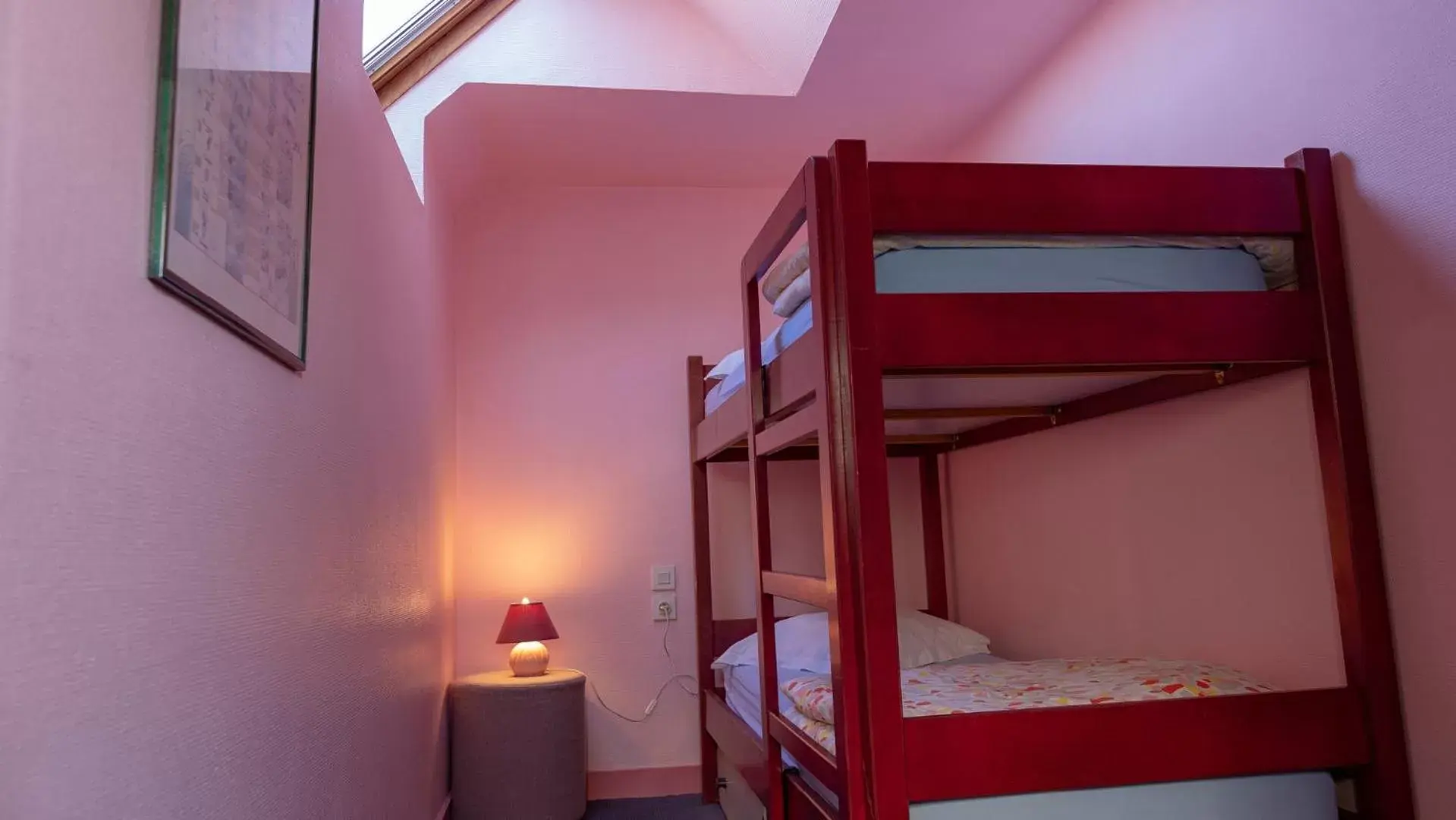 Bunk Bed in Grand Hôtel Bénodet Les Bains de Mer Riviera Bretonne