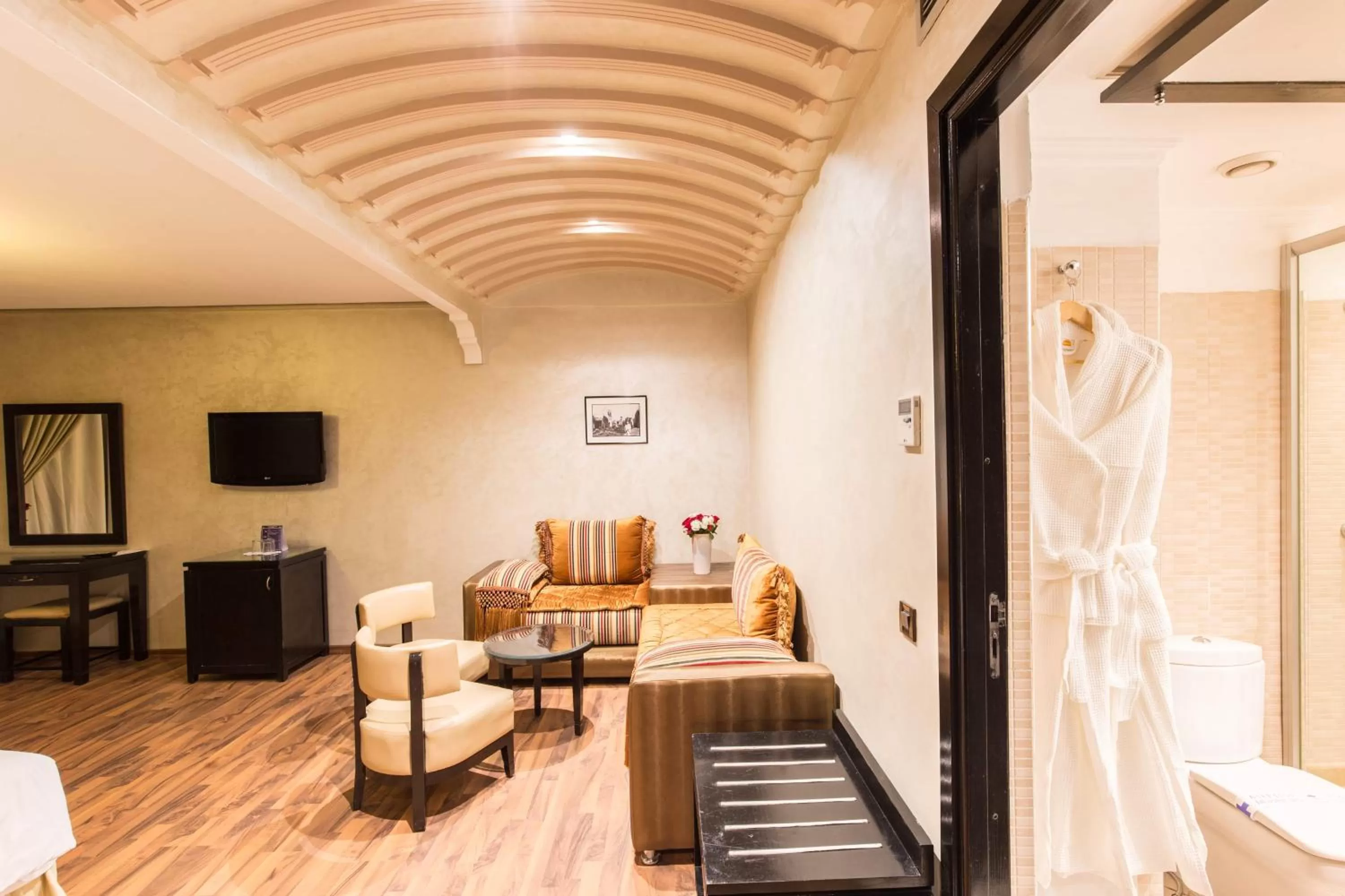 Photo of the whole room in Hotel Almas