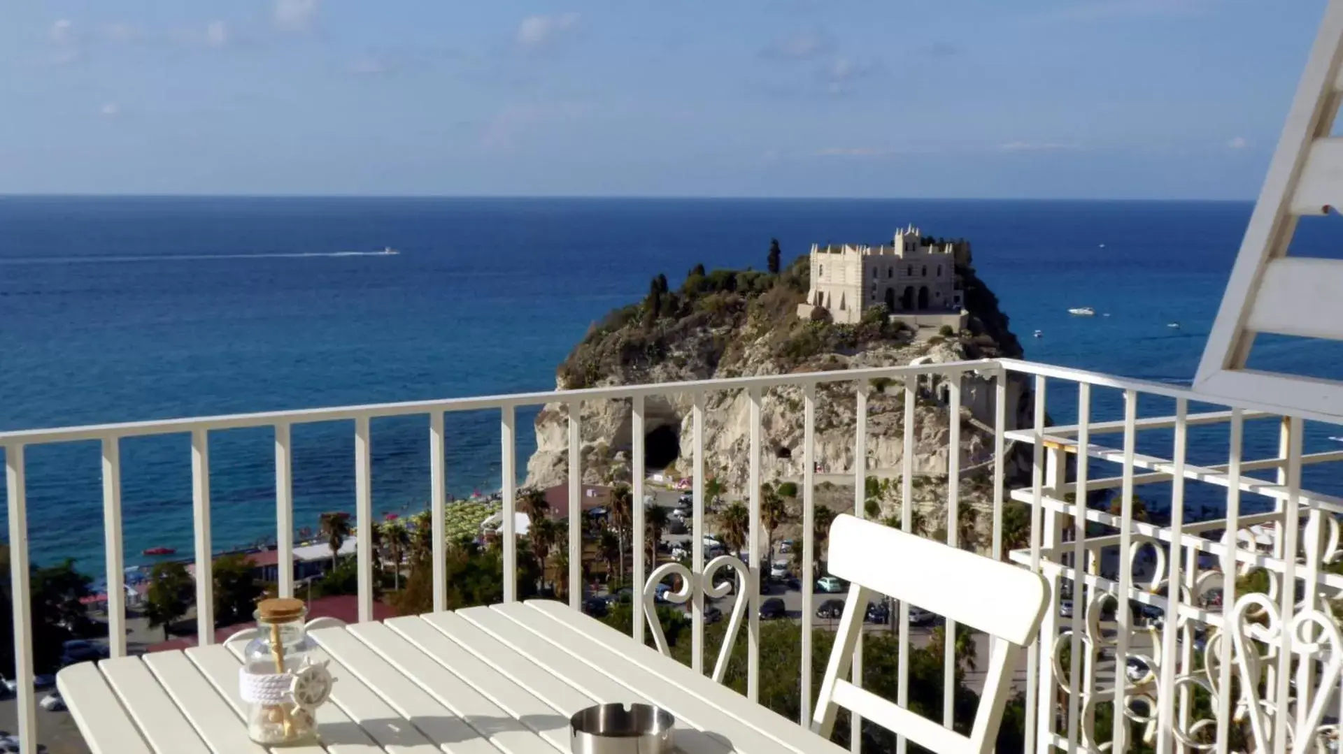 Sea View in Le Tolde del Corallone