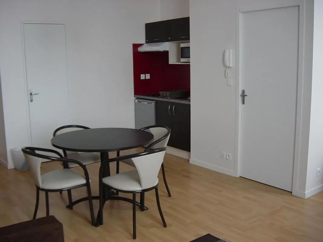 Studio in Brit Hotel Spa Le Connetable