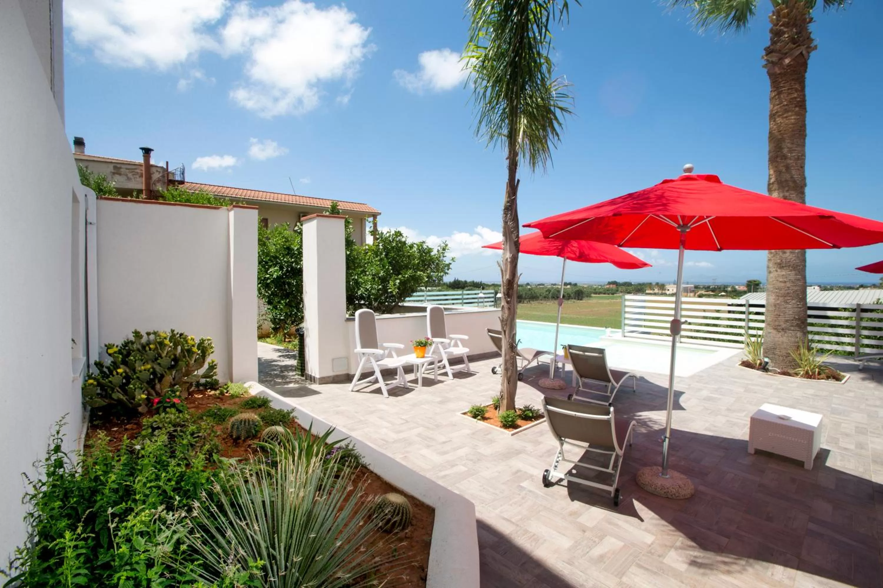 Patio in La Rocca Scavata