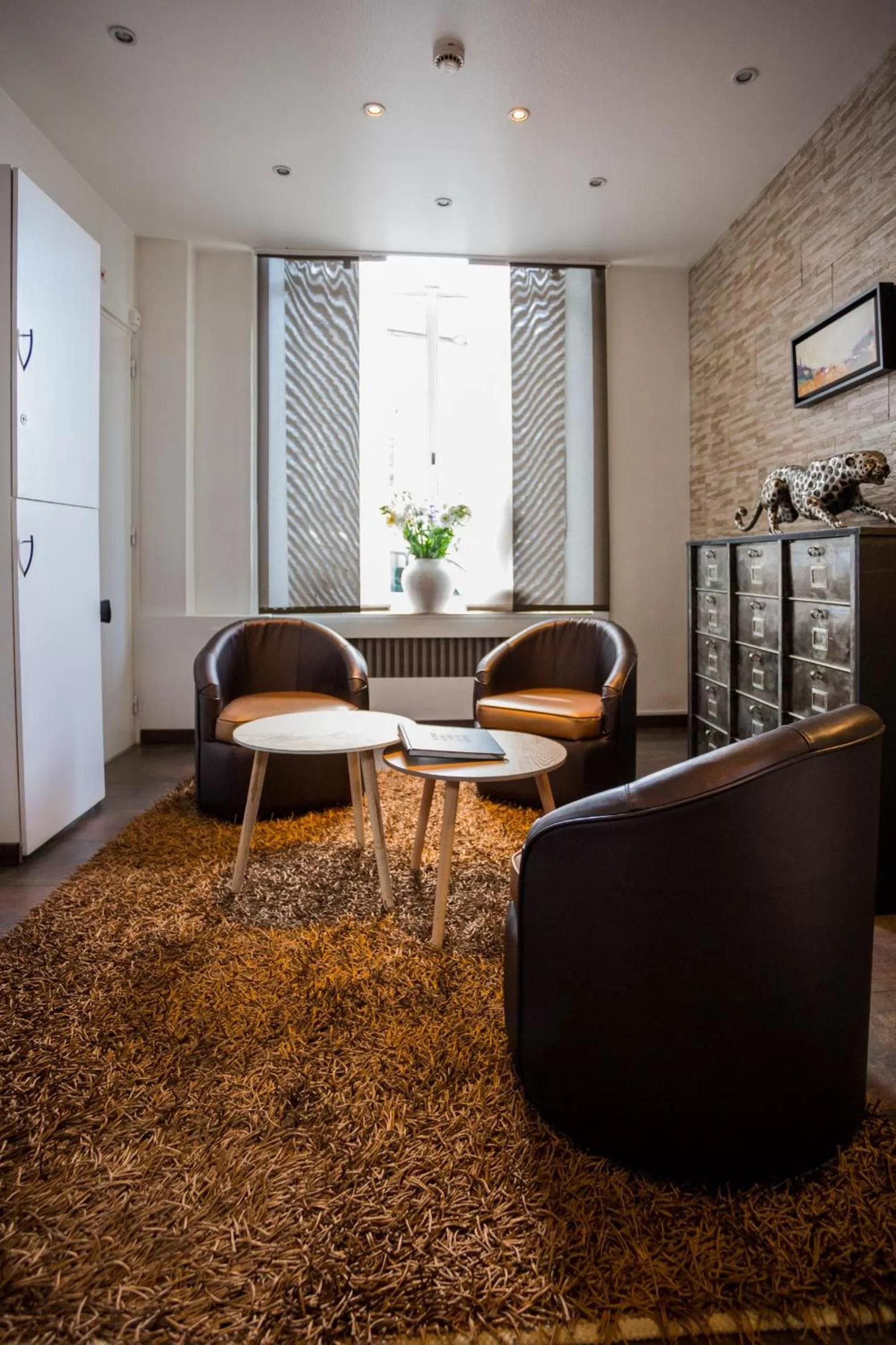 Decorative detail in Best Western Hôtel Des Voyageurs