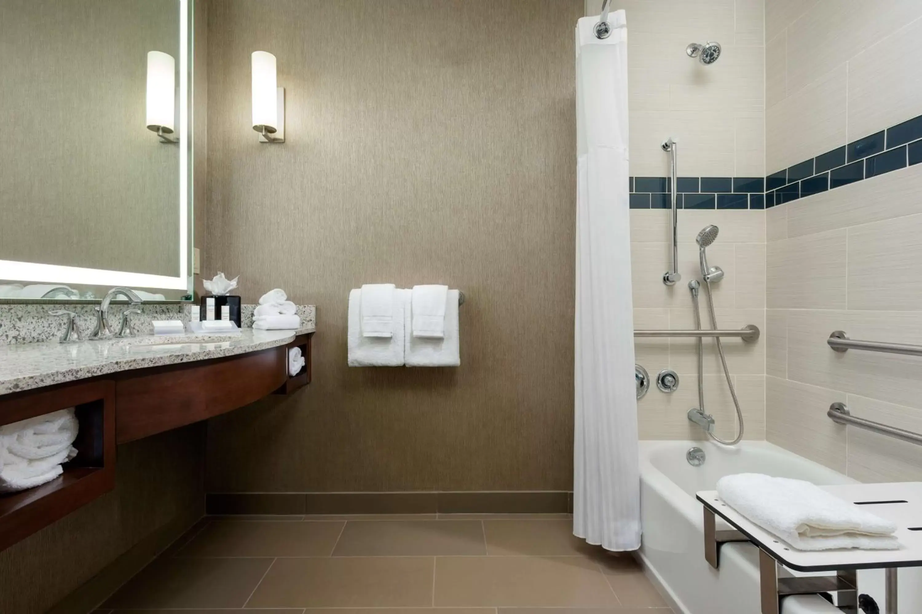 Bathroom in Hilton Garden Inn Palo Alto