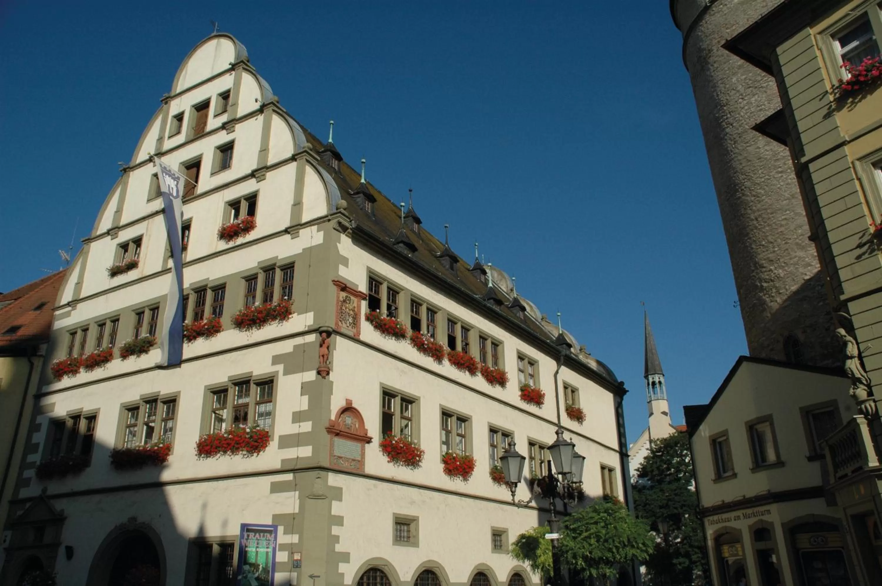 Nearby landmark, Property Building in Hotel Kitzinger Hof an der B8