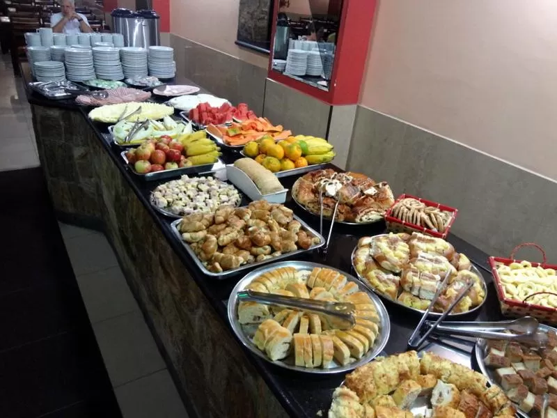 Restaurant/places to eat in Hollywood Palace Hotel