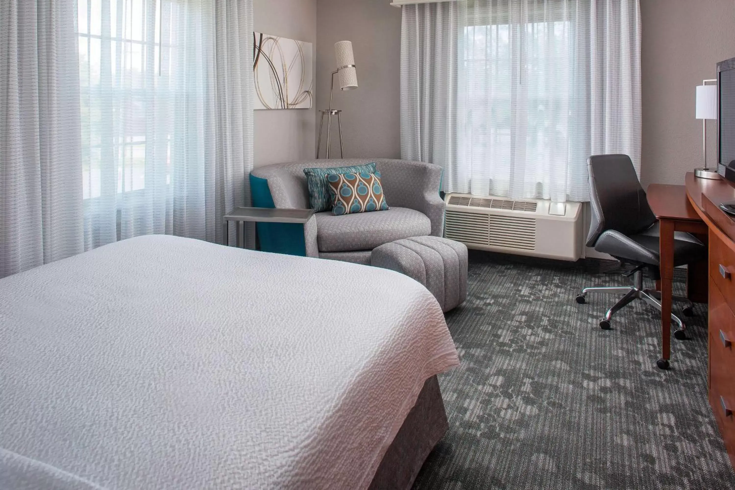 Bedroom, Bed in Sonesta Select Boston Lowell Chelmsford Bedroom, Bed in Sonesta Select Boston Lowell Chelmsford