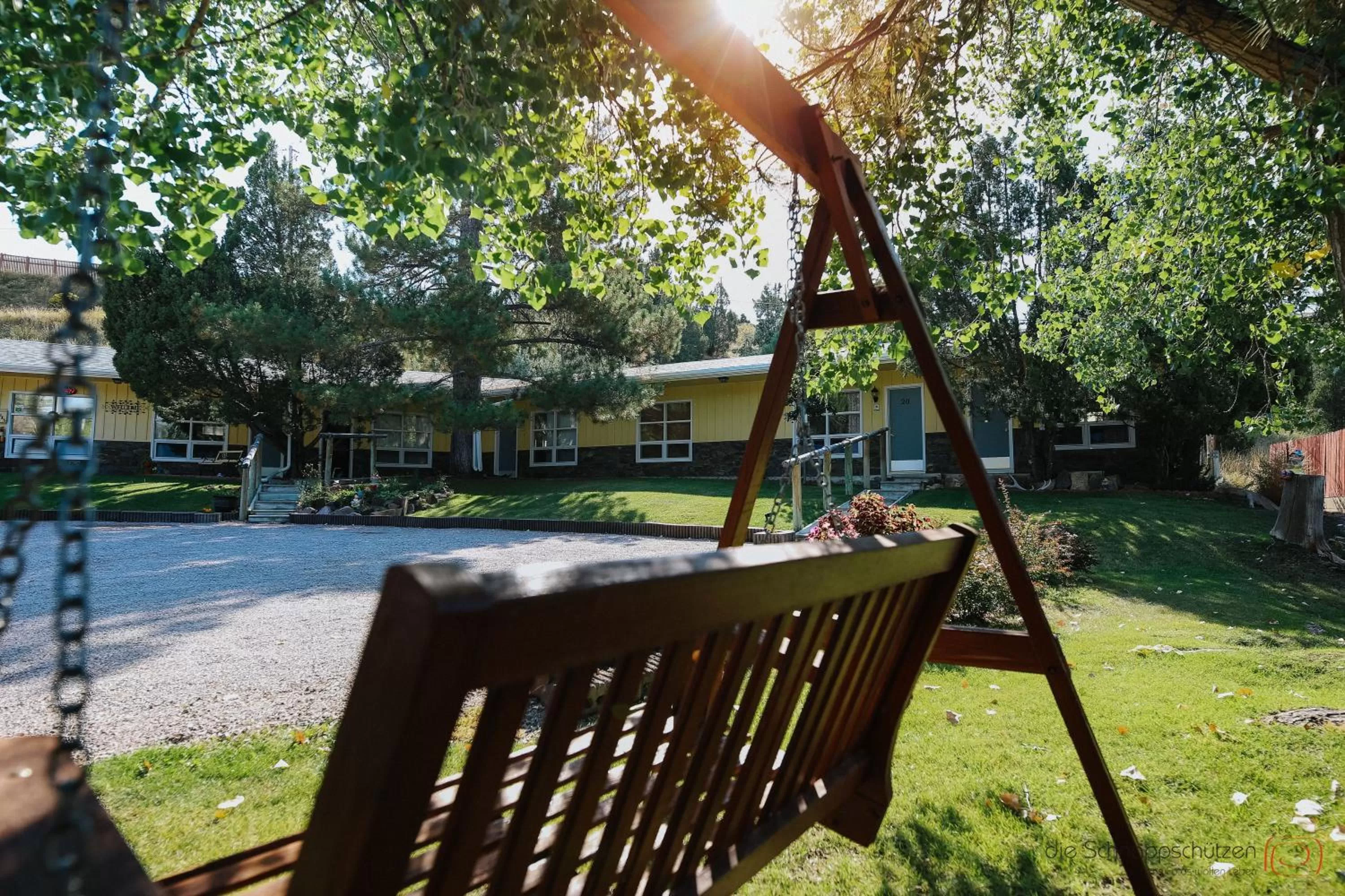 Garden in The Pines Country Inn